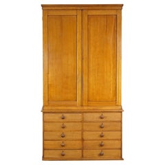 Magnifique buffet/armoire de maison victorienne anglaise
