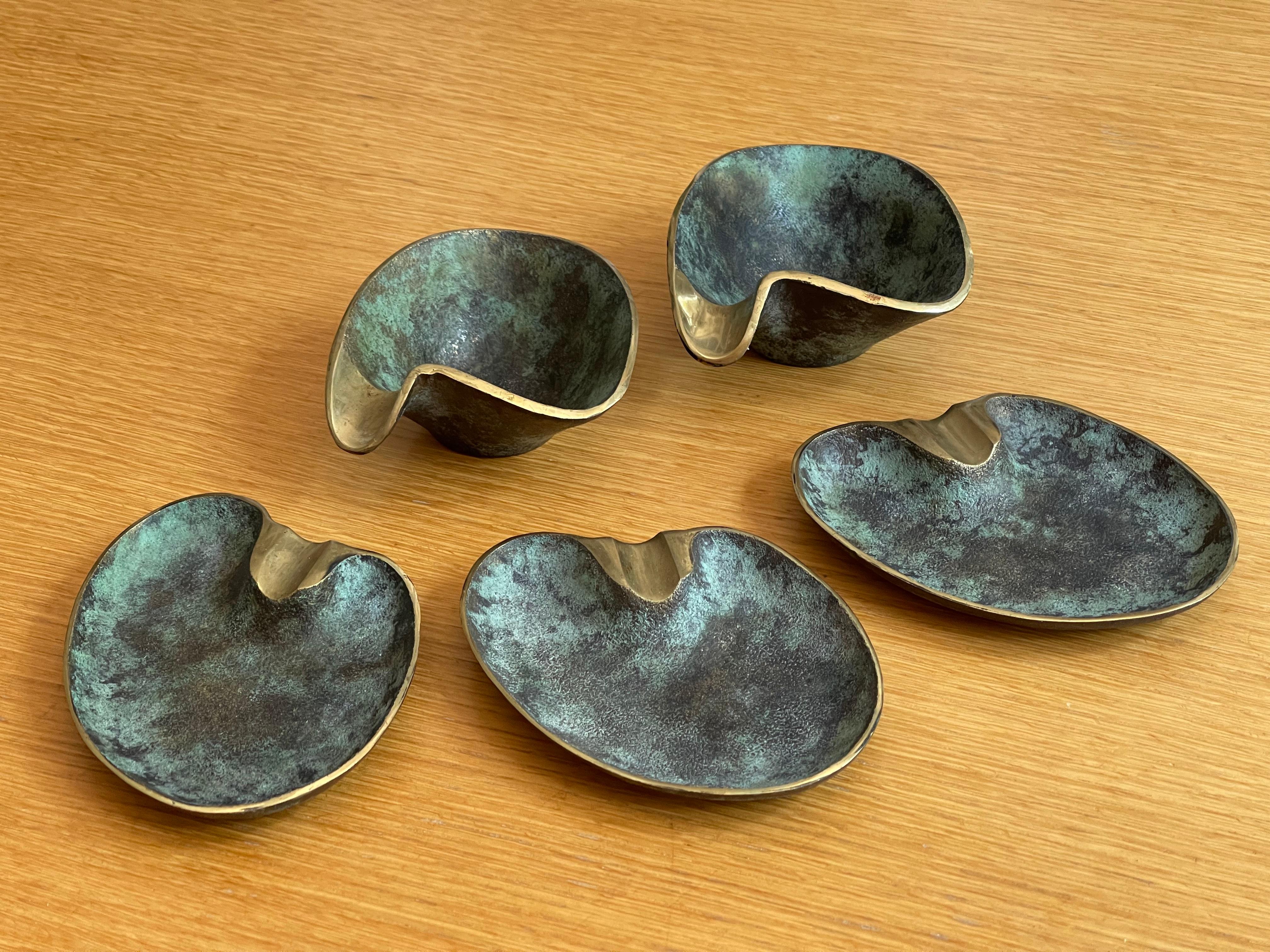 Beautiful, Very Rare, Five Midcentury Heavy Brass Table Ashtrays by Carl Auböck 4