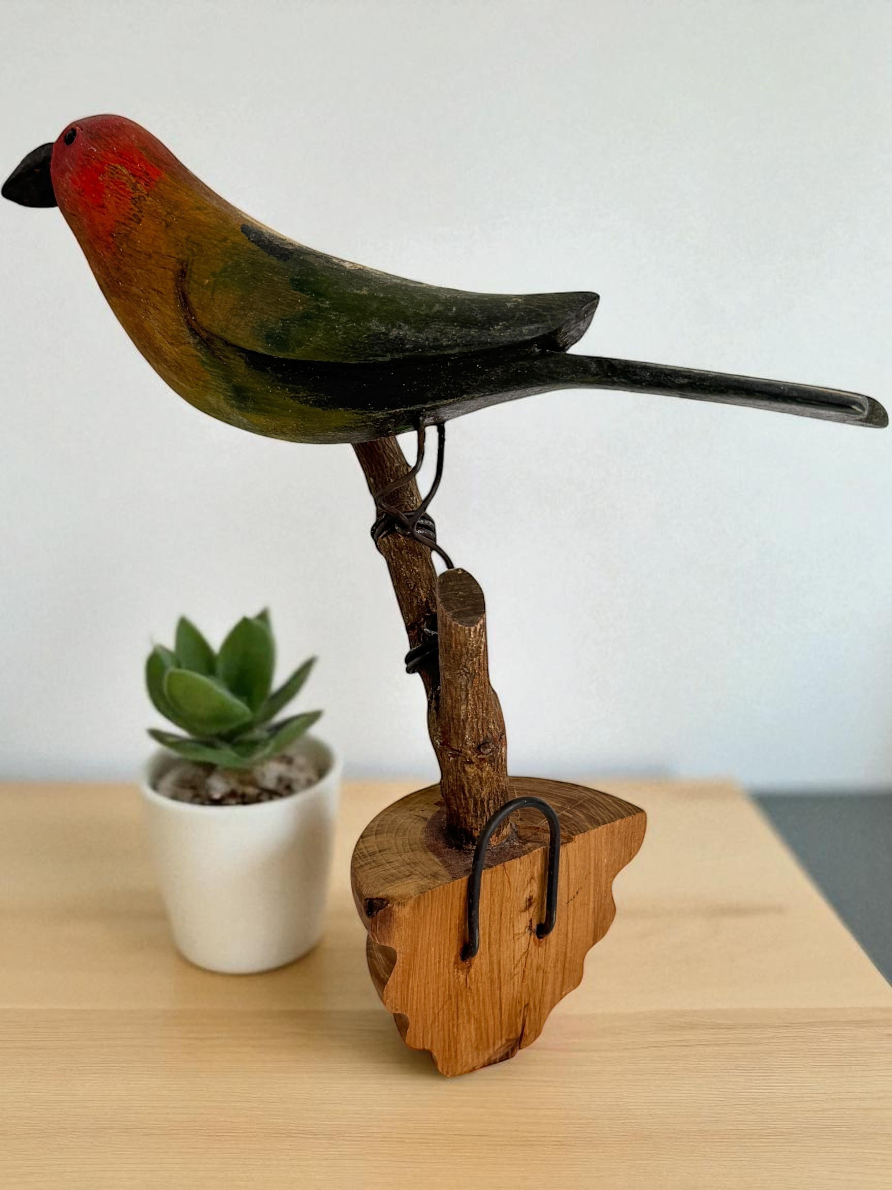 Bellissimo uccello in legno intagliato a mano Vichtauer, Black Forest Folk Art, Austria, anni '1910 in vendita 2