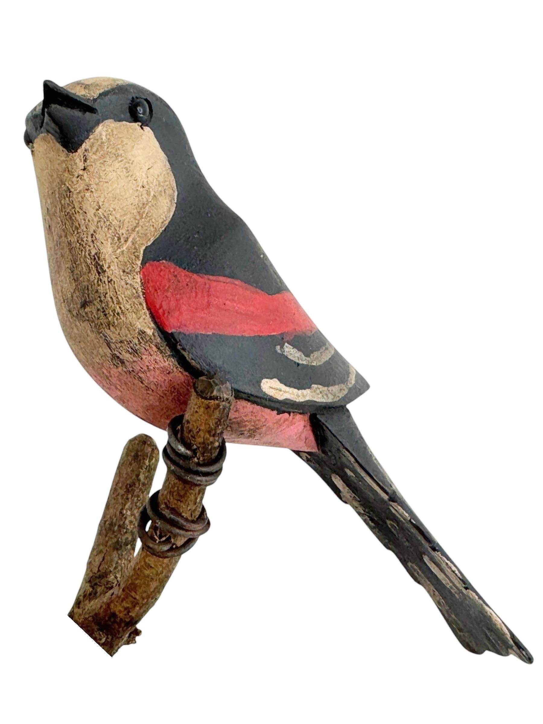 Precioso pájaro de madera tallada a mano de Vichtauer, arte popular de la Selva Negra, Austria, años 1910 3