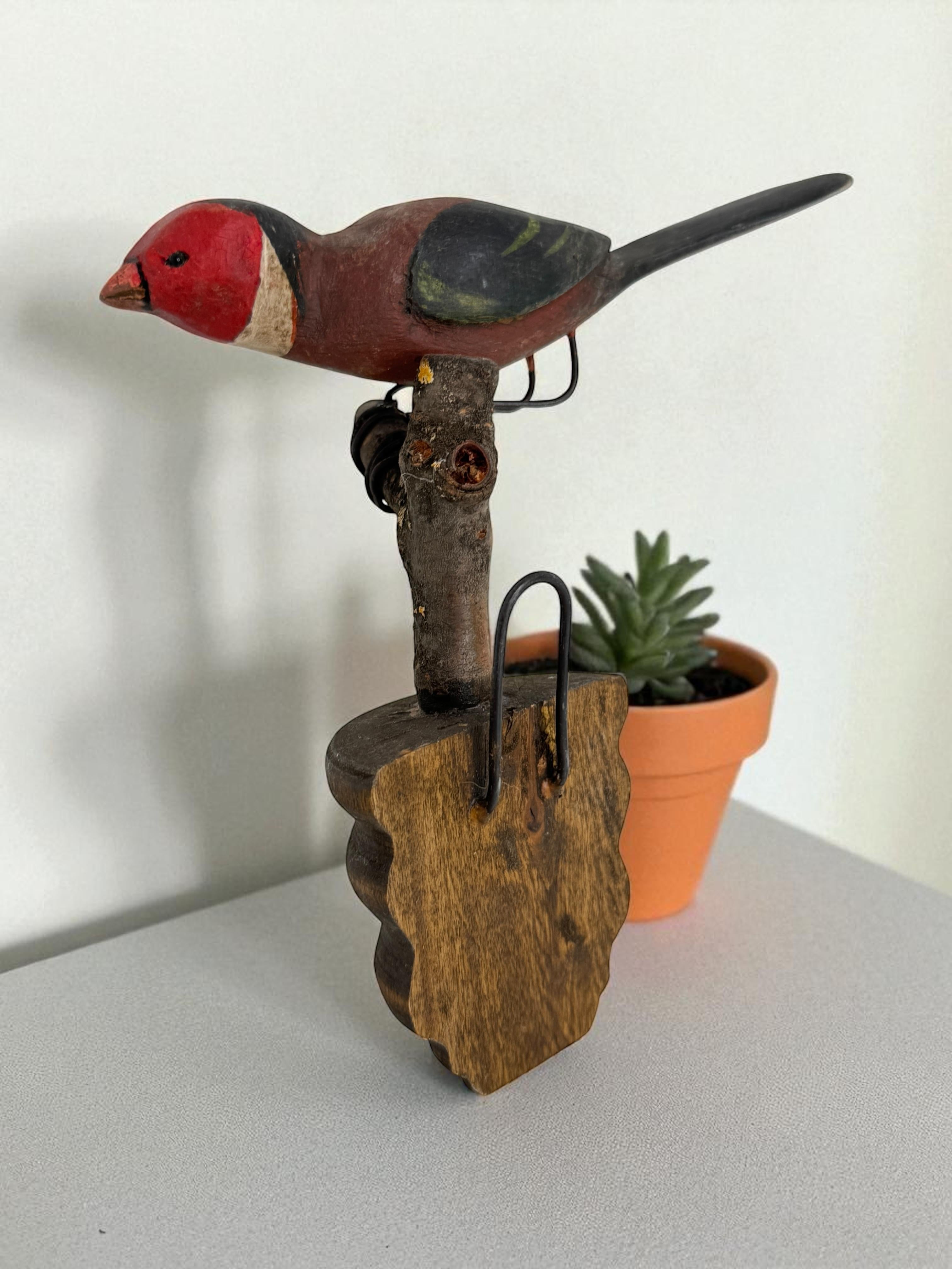 Bellissimo uccello in legno intagliato a mano Vichtauer, Black Forest Folk Art, Austria, anni '1910 in vendita 4