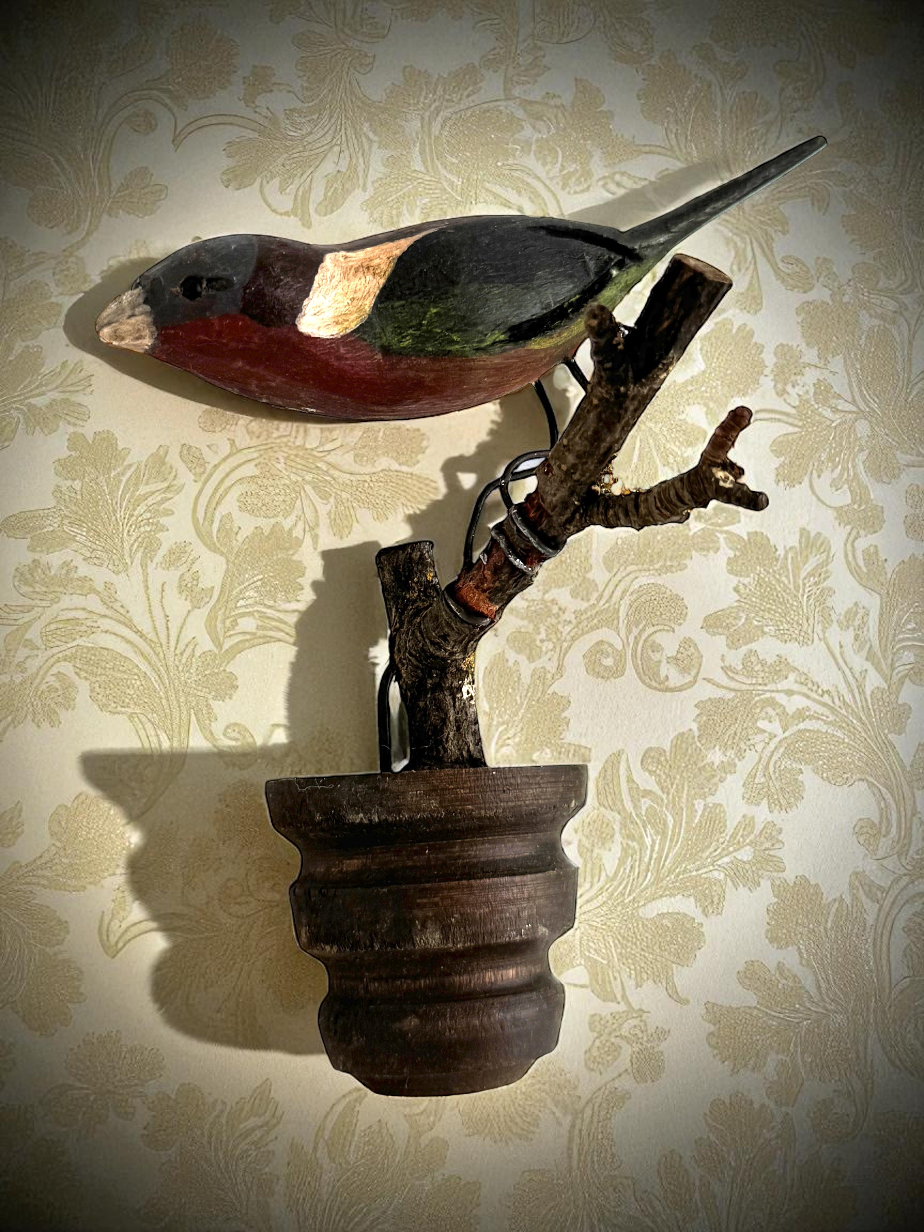 Bellissimo uccello in legno intagliato a mano Vichtauer, Black Forest Folk Art, Austria, anni '1910 in vendita 5