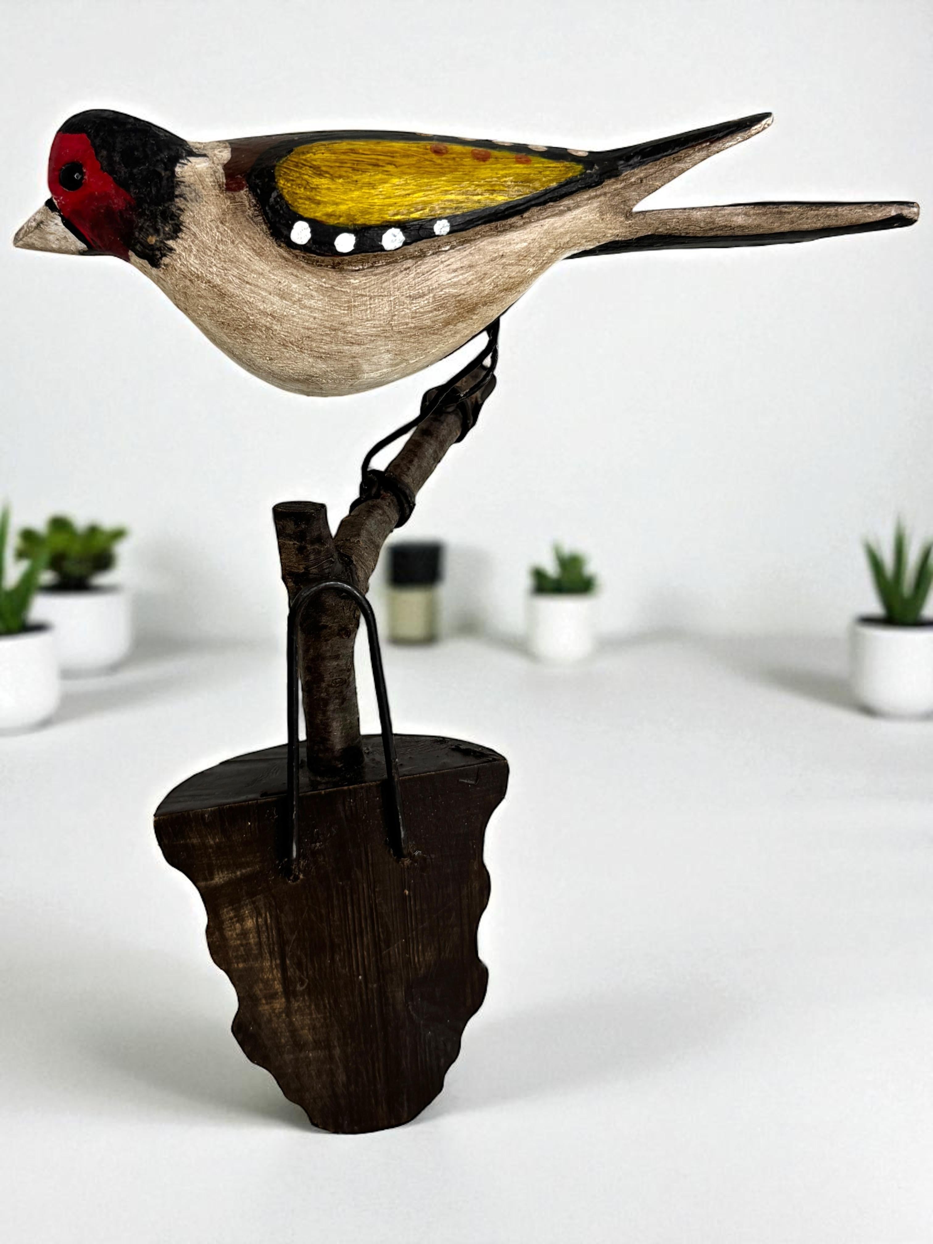 Bellissimo uccello in legno intagliato a mano Vichtauer, Black Forest Folk Art, Austria, anni '1910 in vendita 1