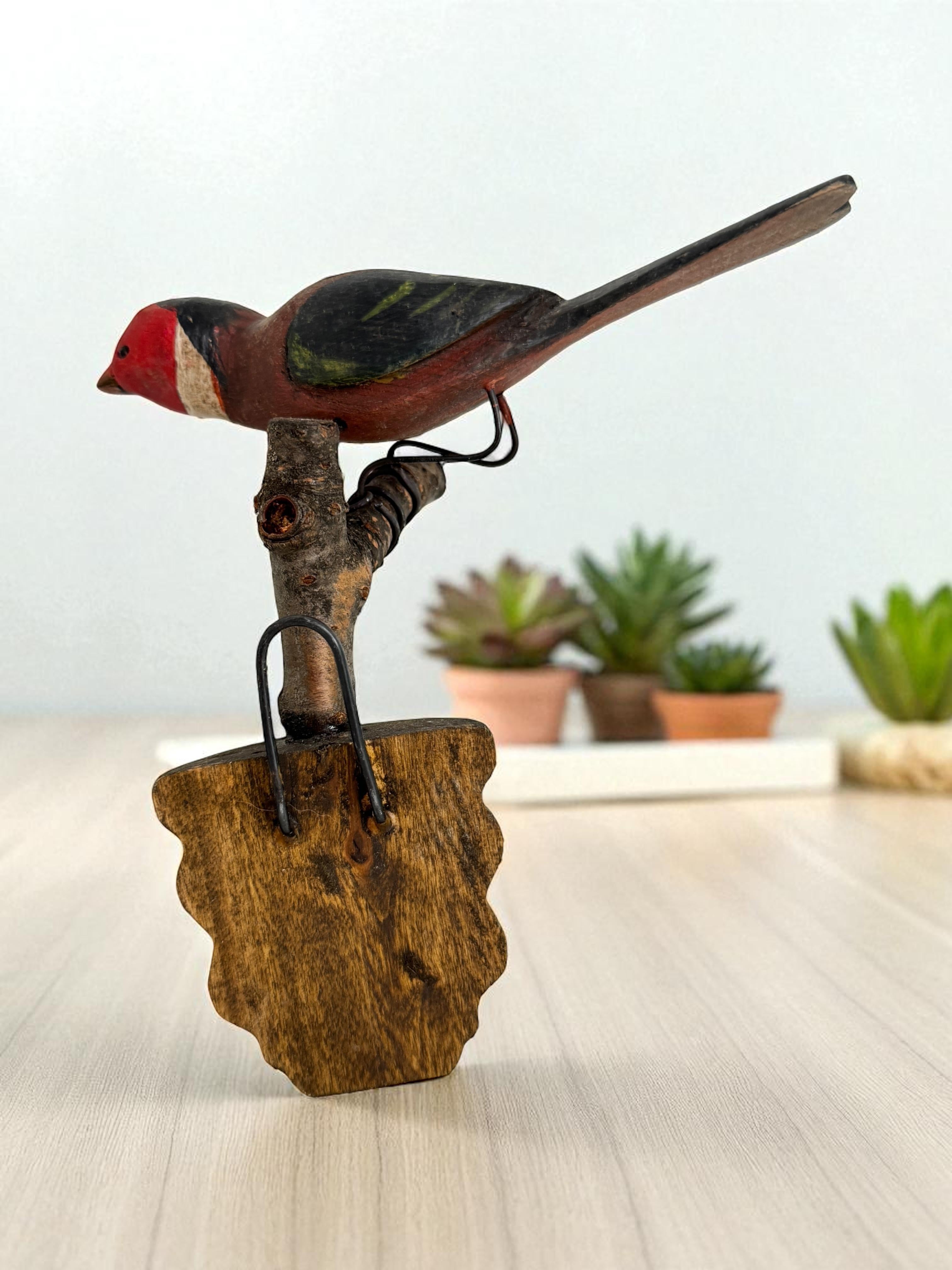 Bellissimo uccello in legno intagliato a mano Vichtauer, Black Forest Folk Art, Austria, anni '1910 in vendita 1