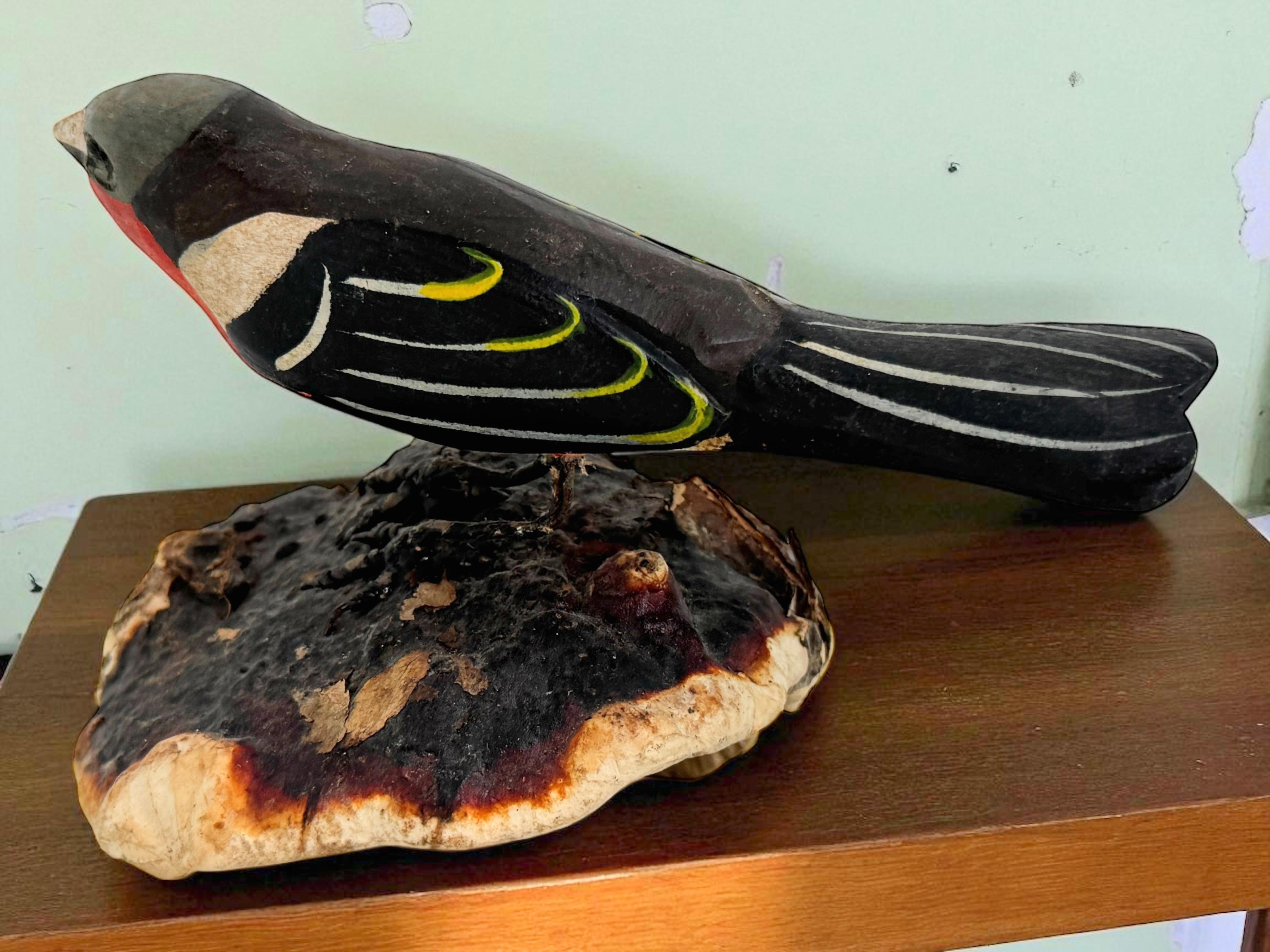 Bellissimo uccello in legno intagliato a mano Vichtauer, Black Forest Folk Art, Austria, anni '1920 in vendita 6