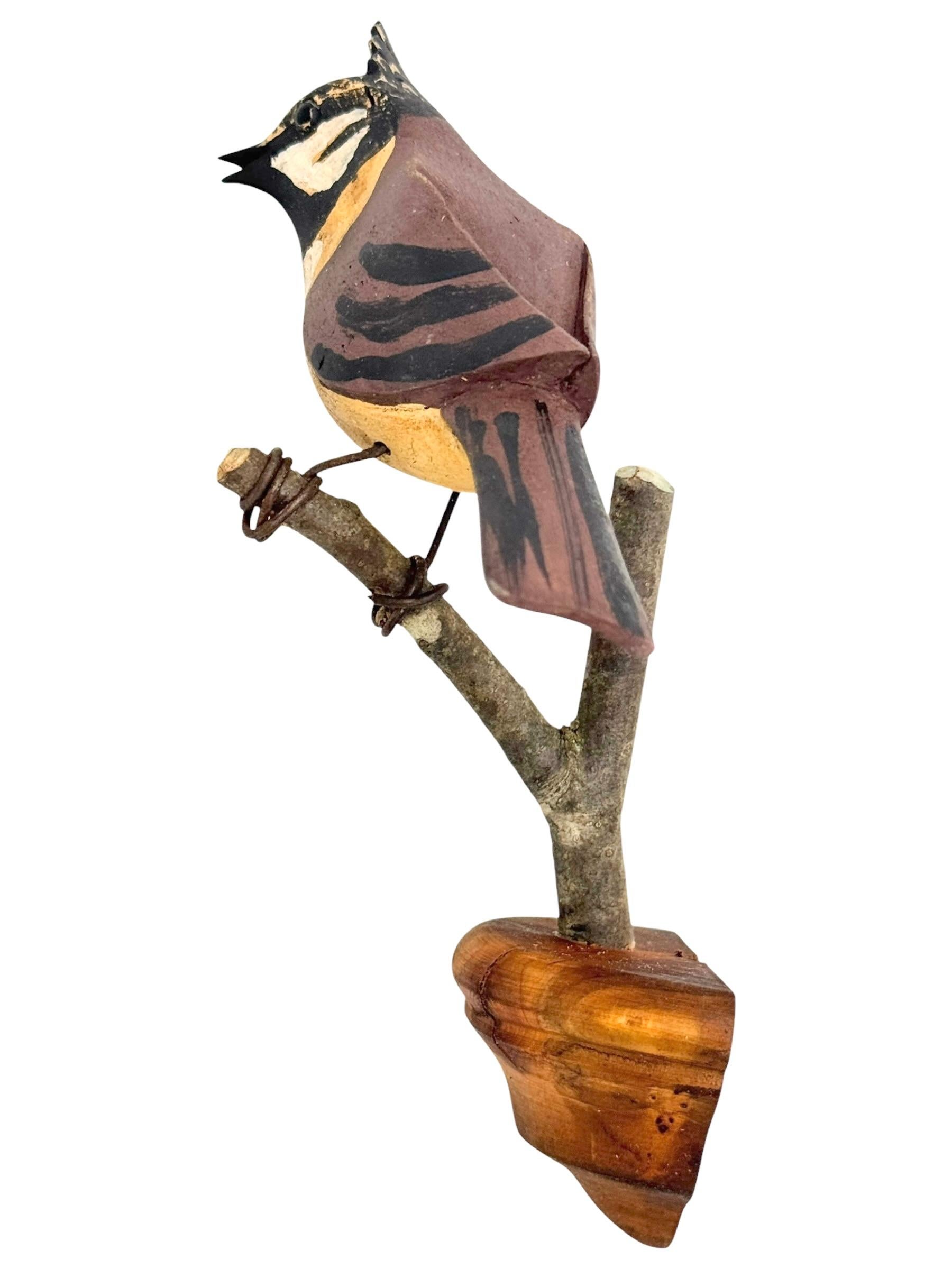 Precioso pájaro de madera tallada a mano de Vichtauer, arte popular de la Selva Negra, Austria, años 1920 Bosque negro