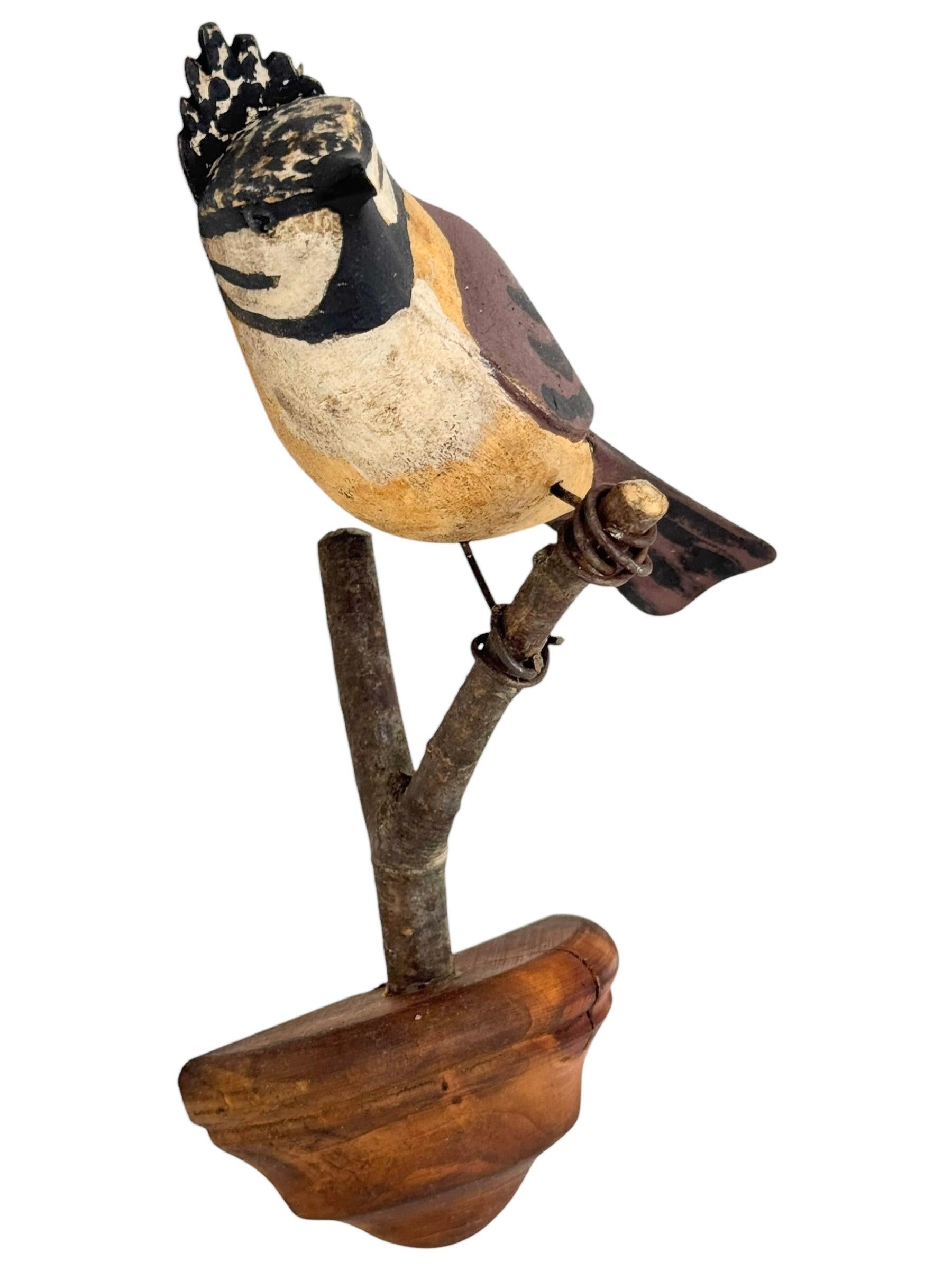 Precioso pájaro de madera tallada a mano de Vichtauer, arte popular de la Selva Negra, Austria, años 1920 Austríaco