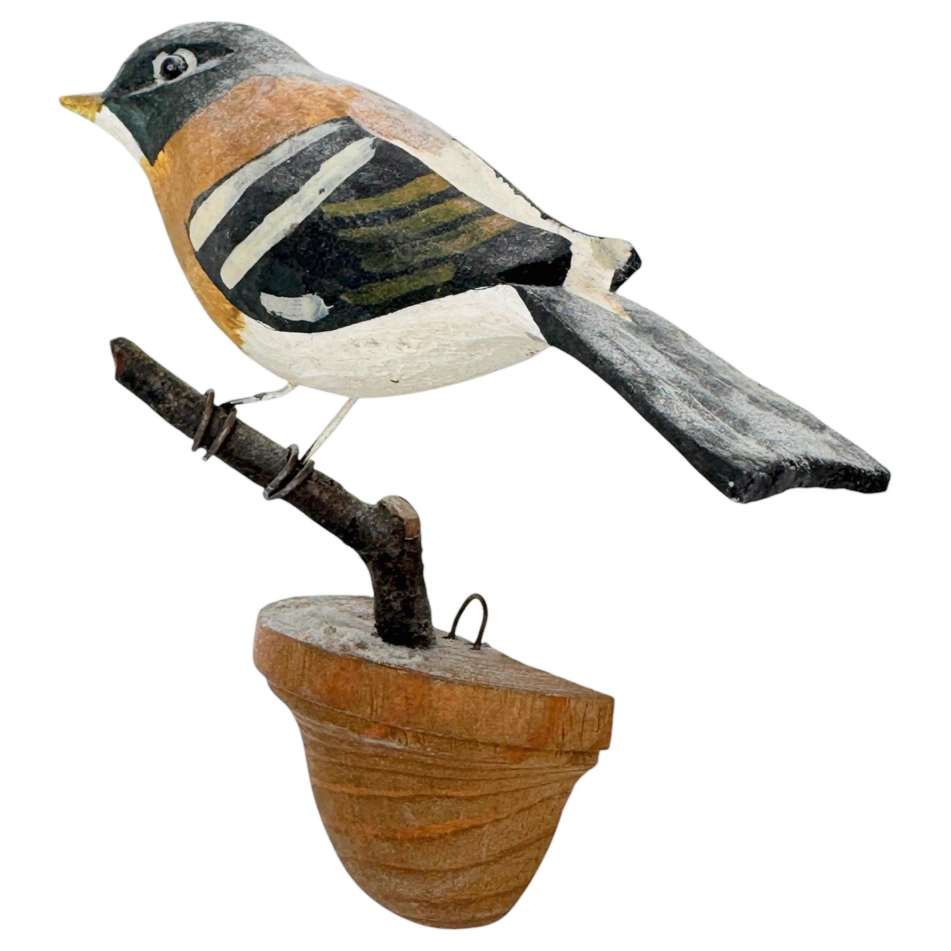 Hand-Carved Beautiful Vichtauer Hand Carved Wood Bird, Black Forest Folk Art, Austria, 1920s