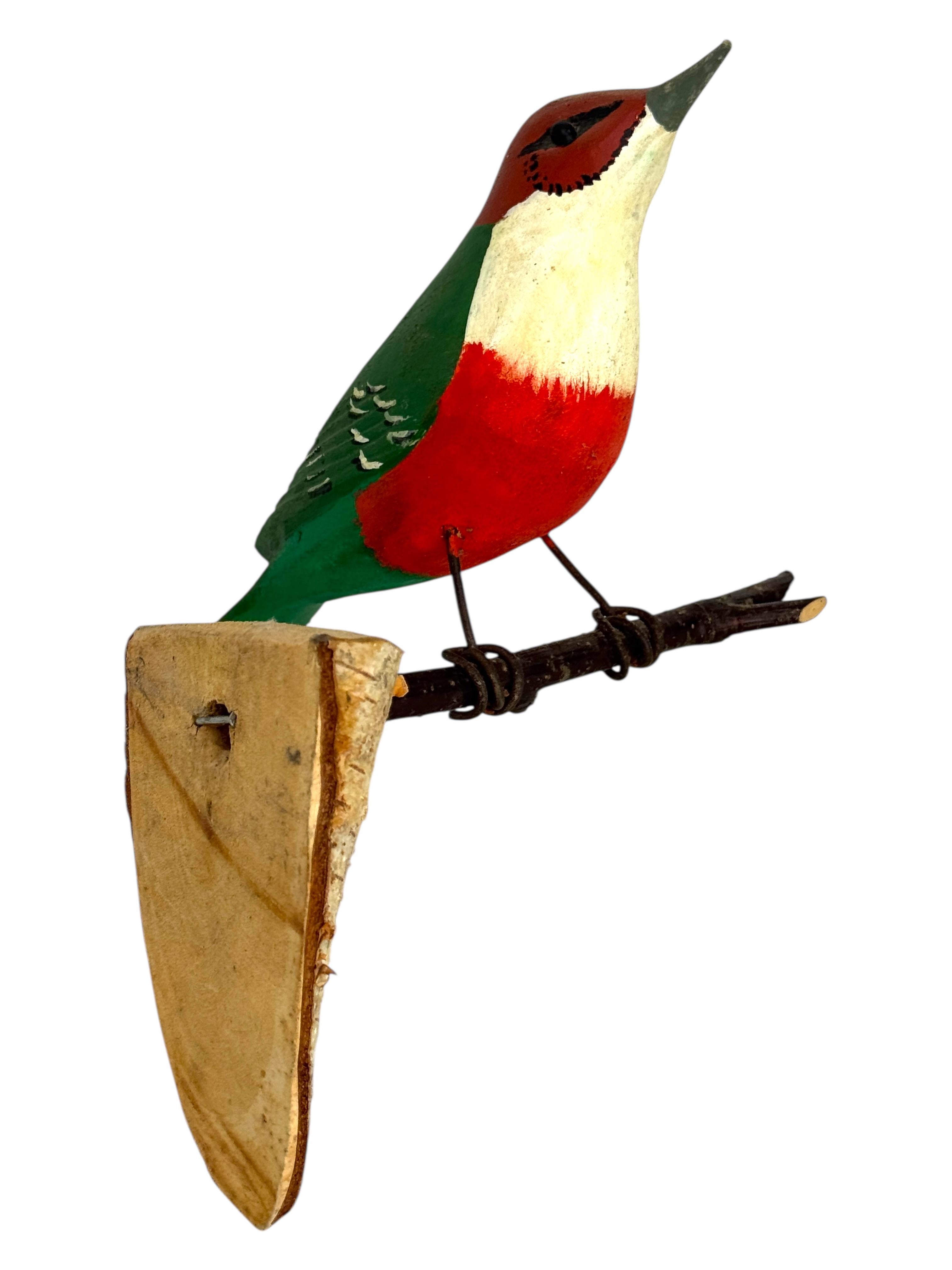 Bellissimo uccello in legno intagliato a mano Vichtauer, Black Forest Folk Art, Austria, anni '1930 In condizioni buone in vendita a Nuernberg, DE