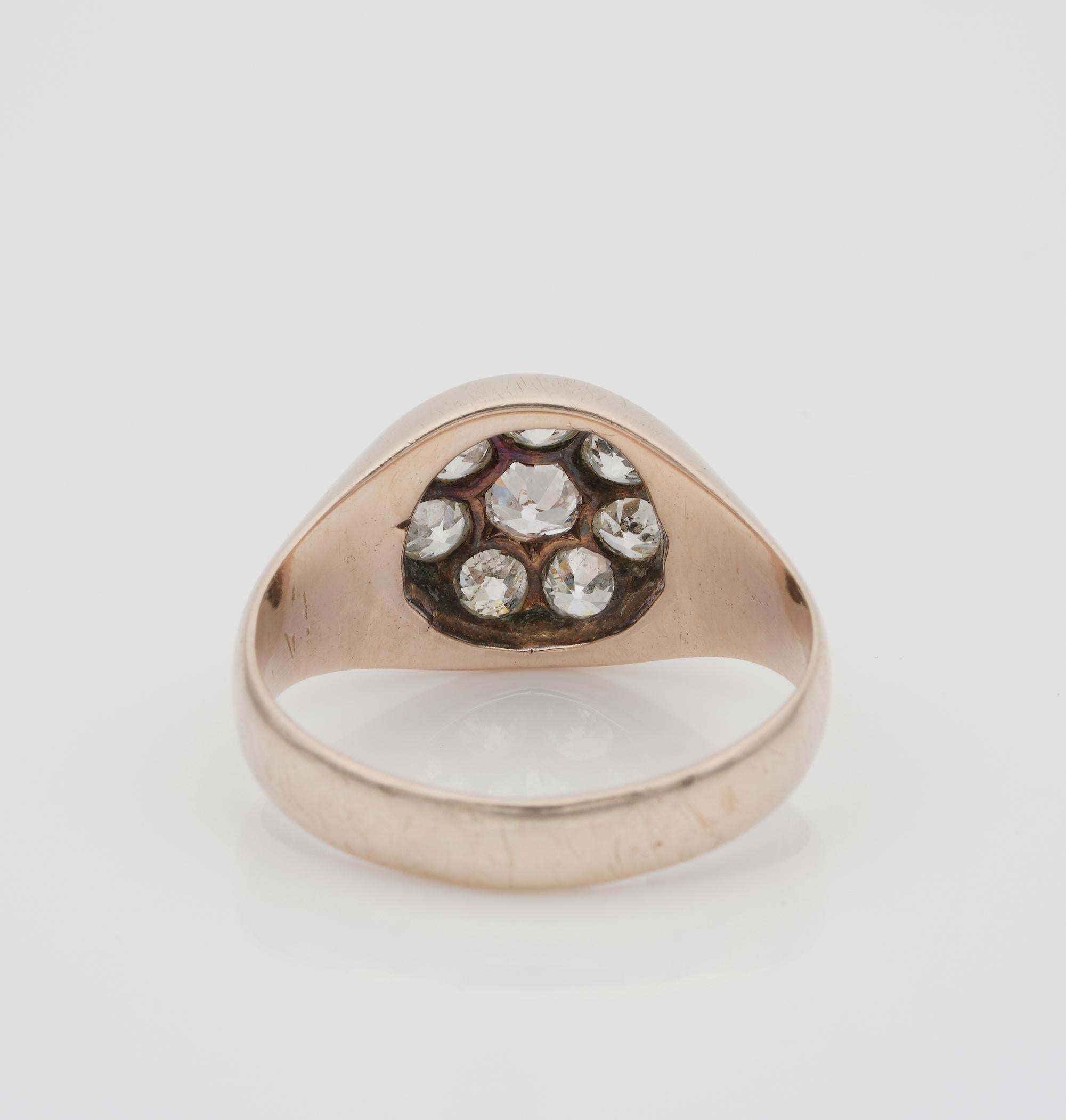 Beautiful Victorian 1.30 Carat Old Mine Diamond Unisex Signet Ring For Sale 2