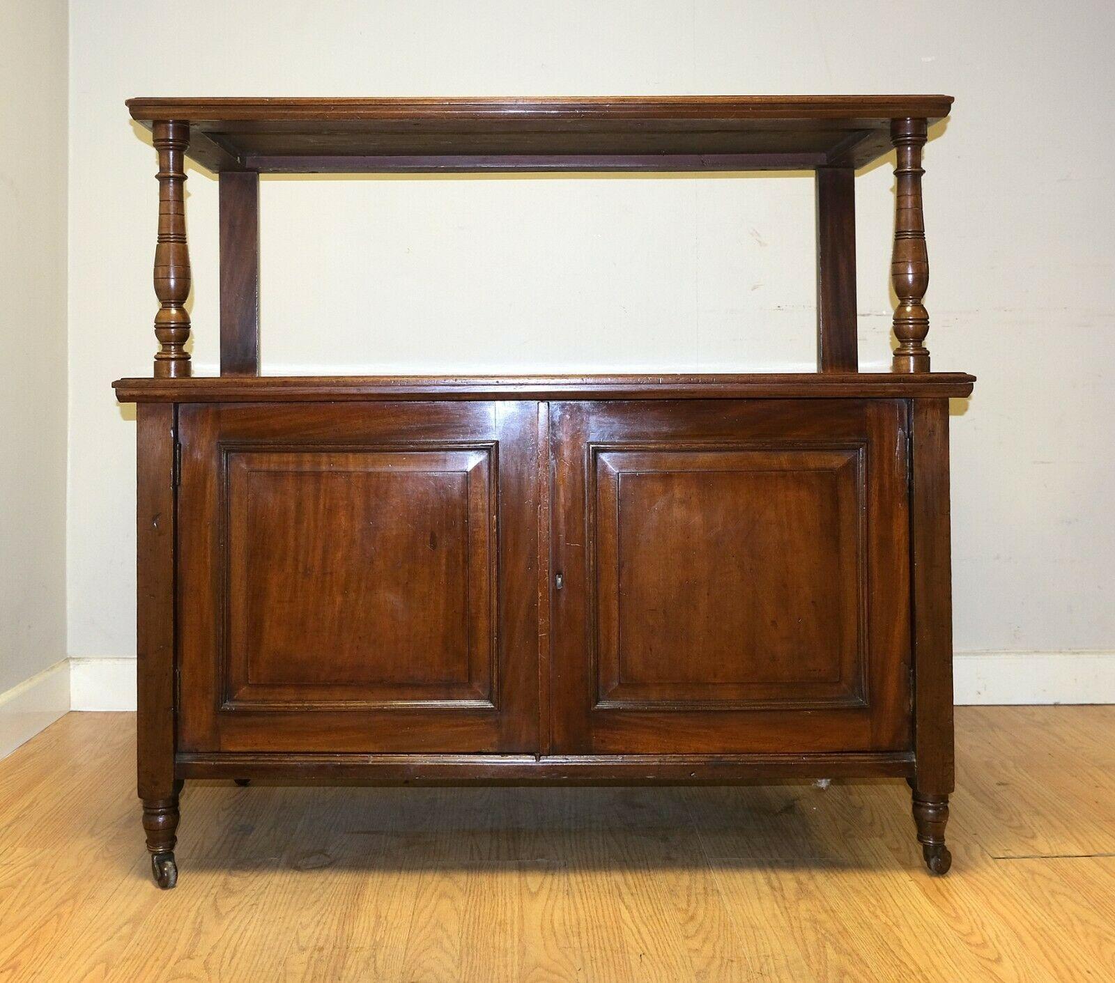 English Beautiful Victorian Brown Hardwood Two Tier Whatnot Cupboard on Castors For Sale