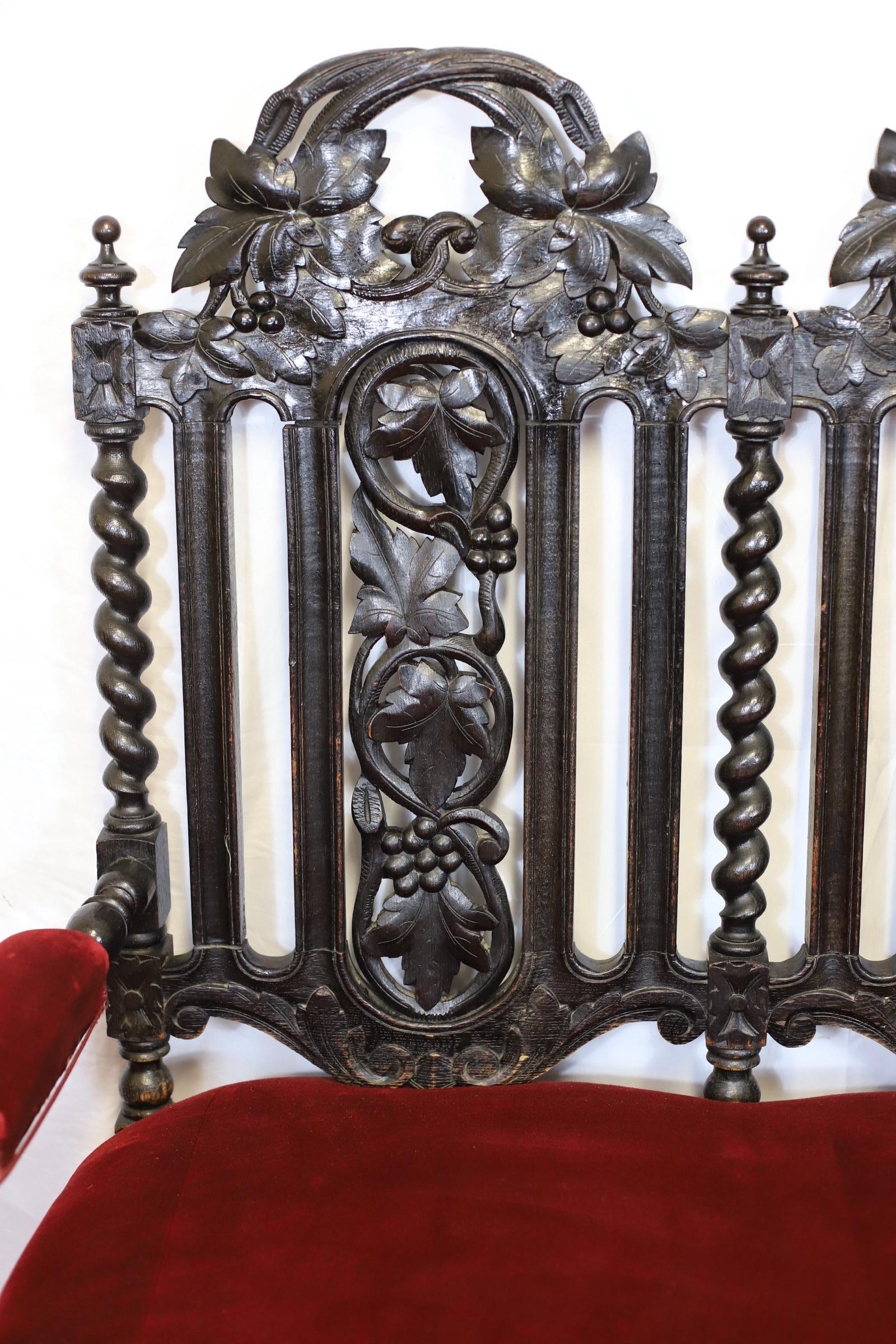 Late Victorian Beautiful Victorian Carved Oak Two-Seater Settee In Jacobean Style For Sale