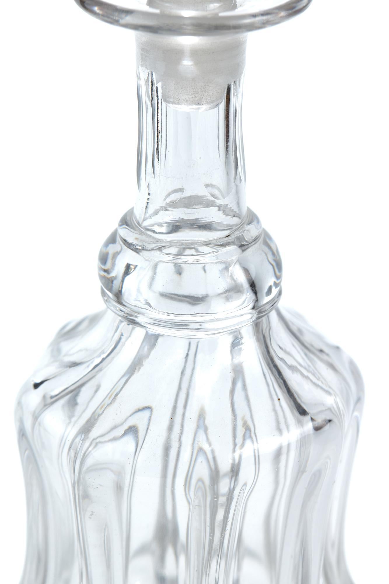 Preciosa jarra victoriana de cristal tallado en venta 1