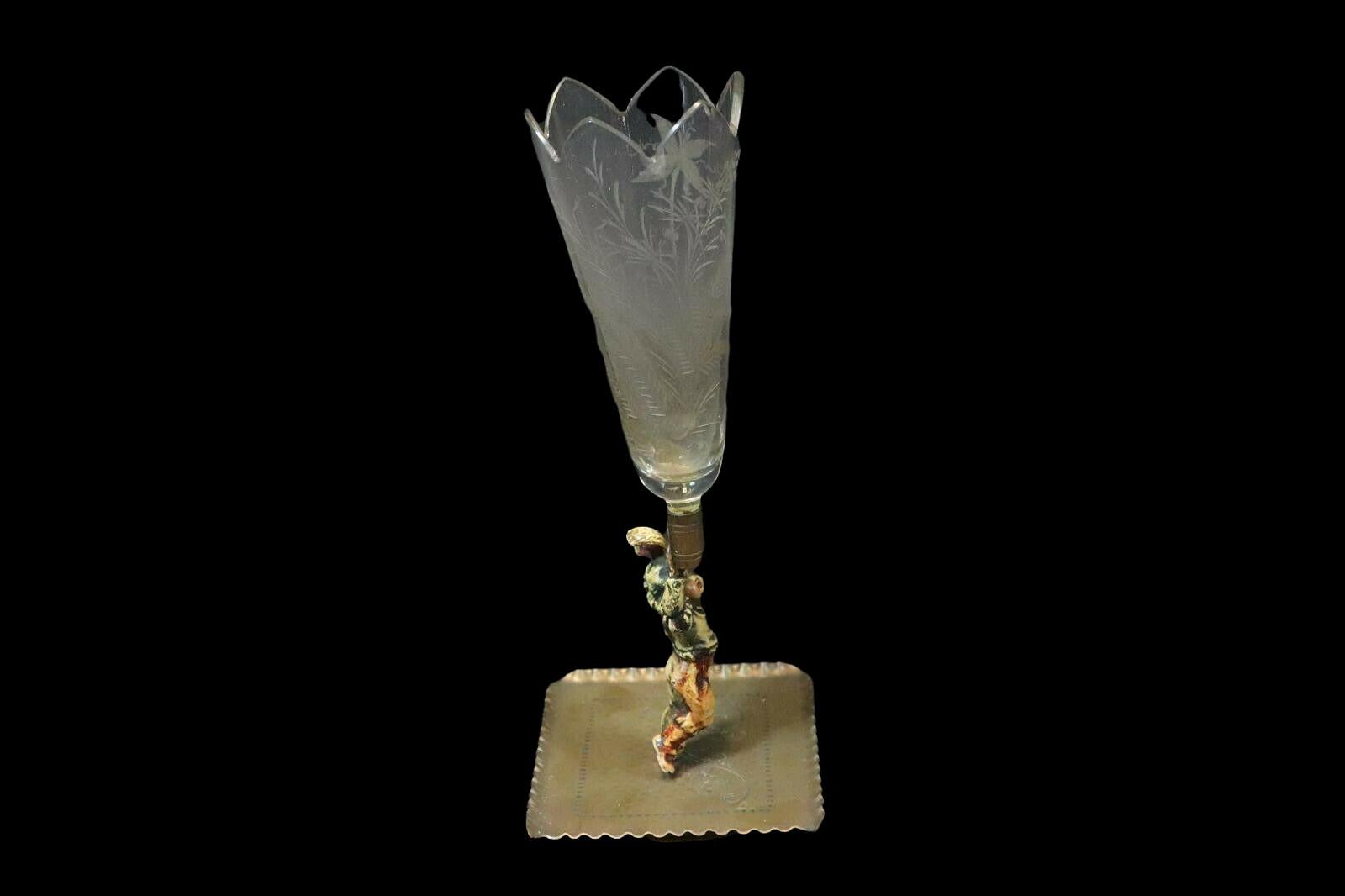 Beautiful Victorian Glass Vase with Bronze Figure Stand, Late 19th Century For Sale 7