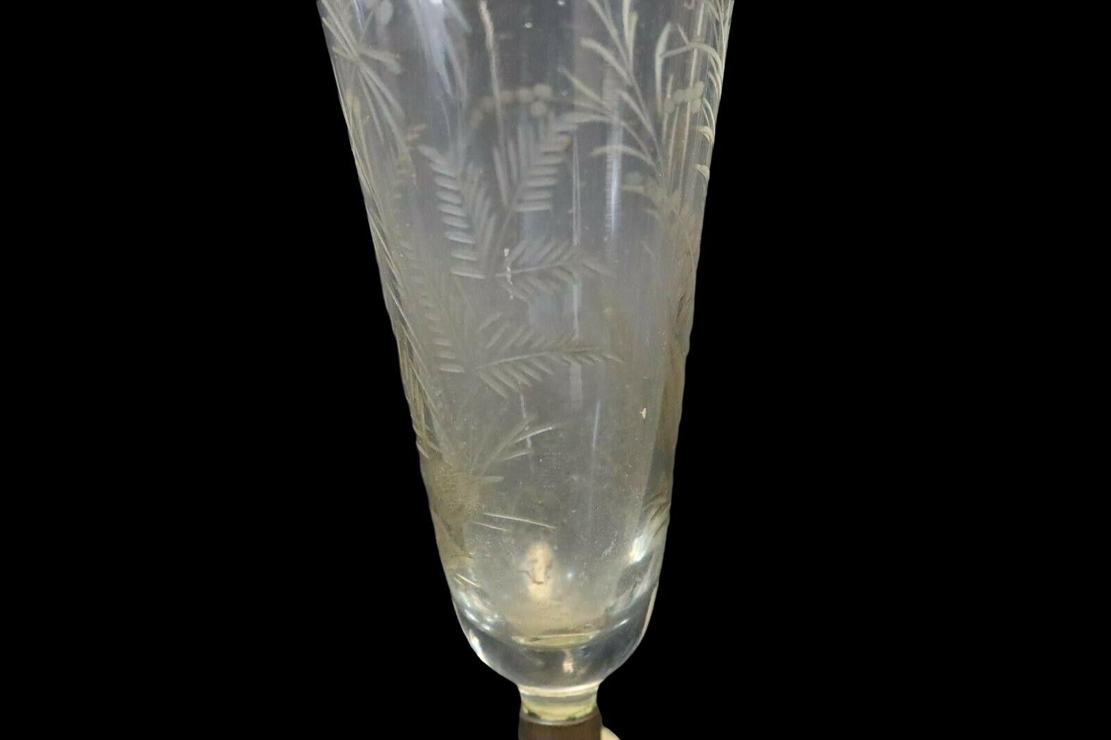 Beautiful Victorian Glass Vase with Bronze Figure Stand, Late 19th Century For Sale 9