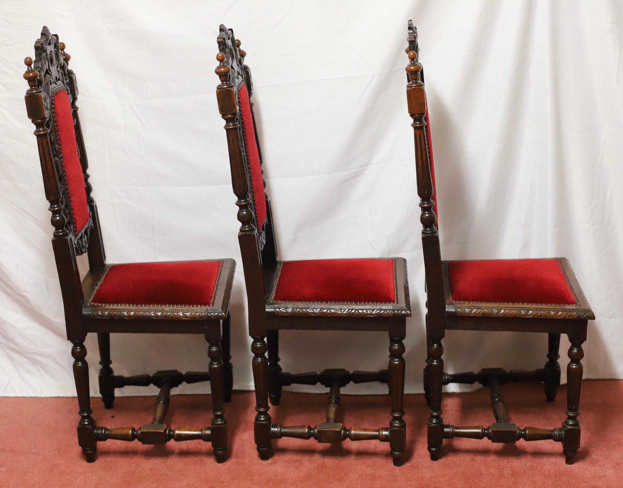 Schöne viktorianische Jacobean Oak Esszimmerstühle im Angebot 1