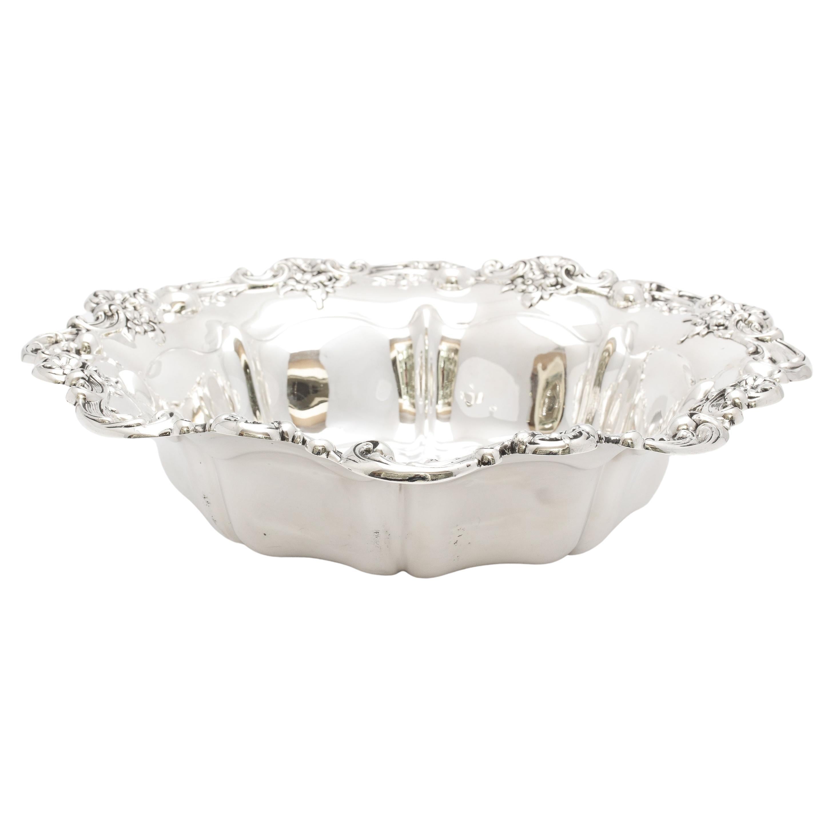 Beautiful Victorian-Style Sterling Silver Centerpiece Bowl By Gorham For Sale
