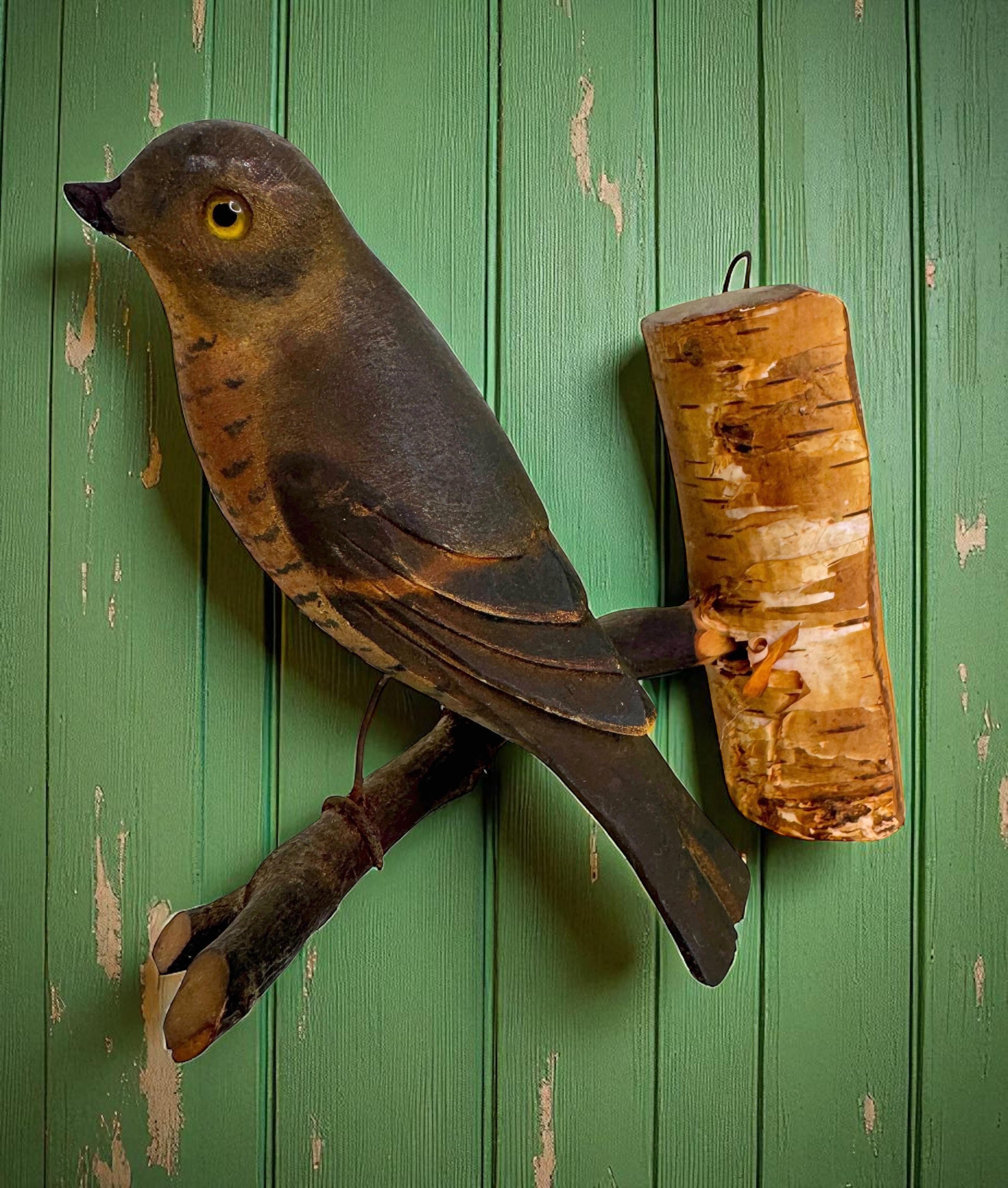 Magnifique oiseau en bois sculpté de Viechtauer Folk Art Black Forest Antique Autriche 1900 2