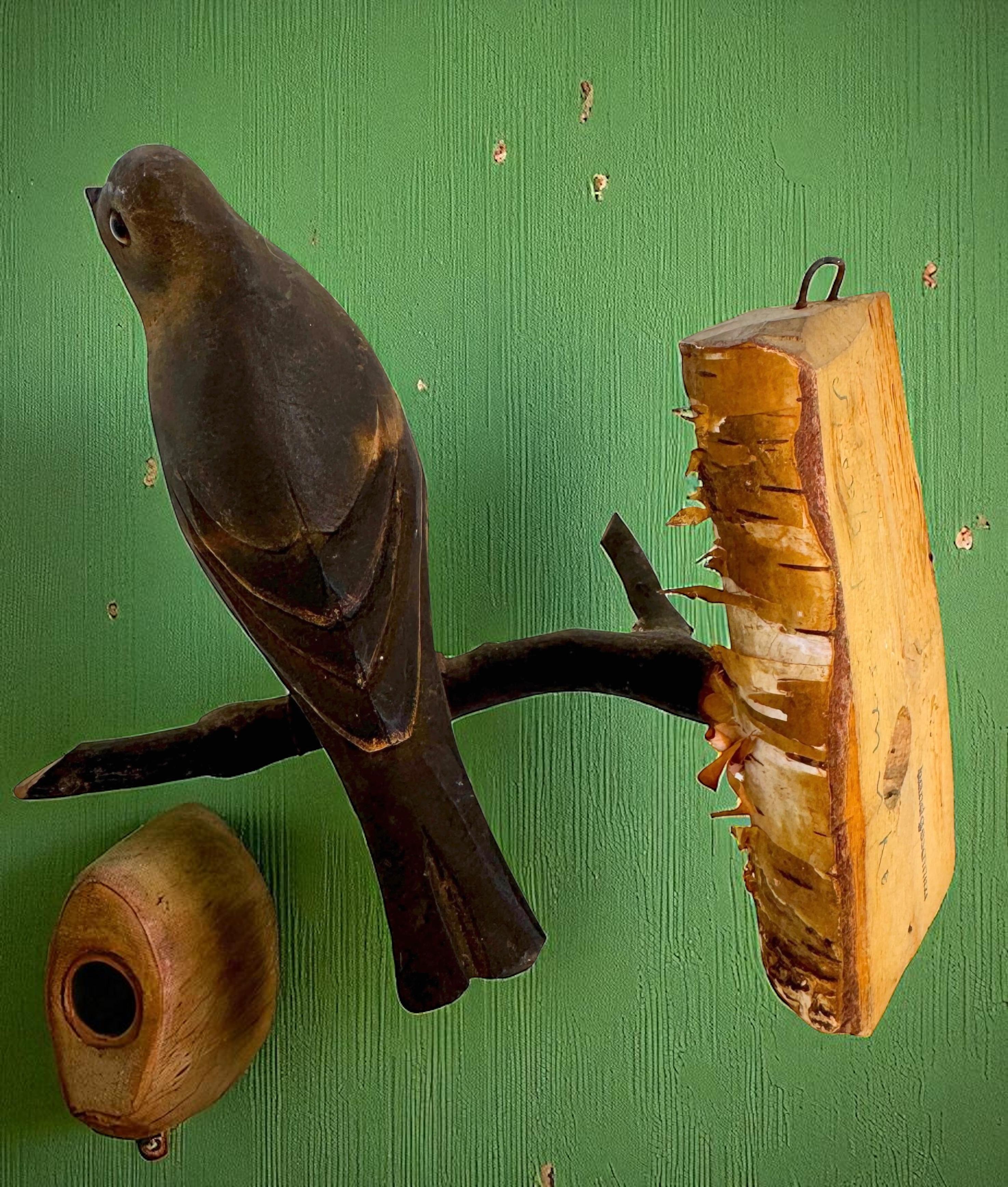 Magnifique oiseau en bois sculpté de Viechtauer Folk Art Black Forest Antique Autriche 1900 4