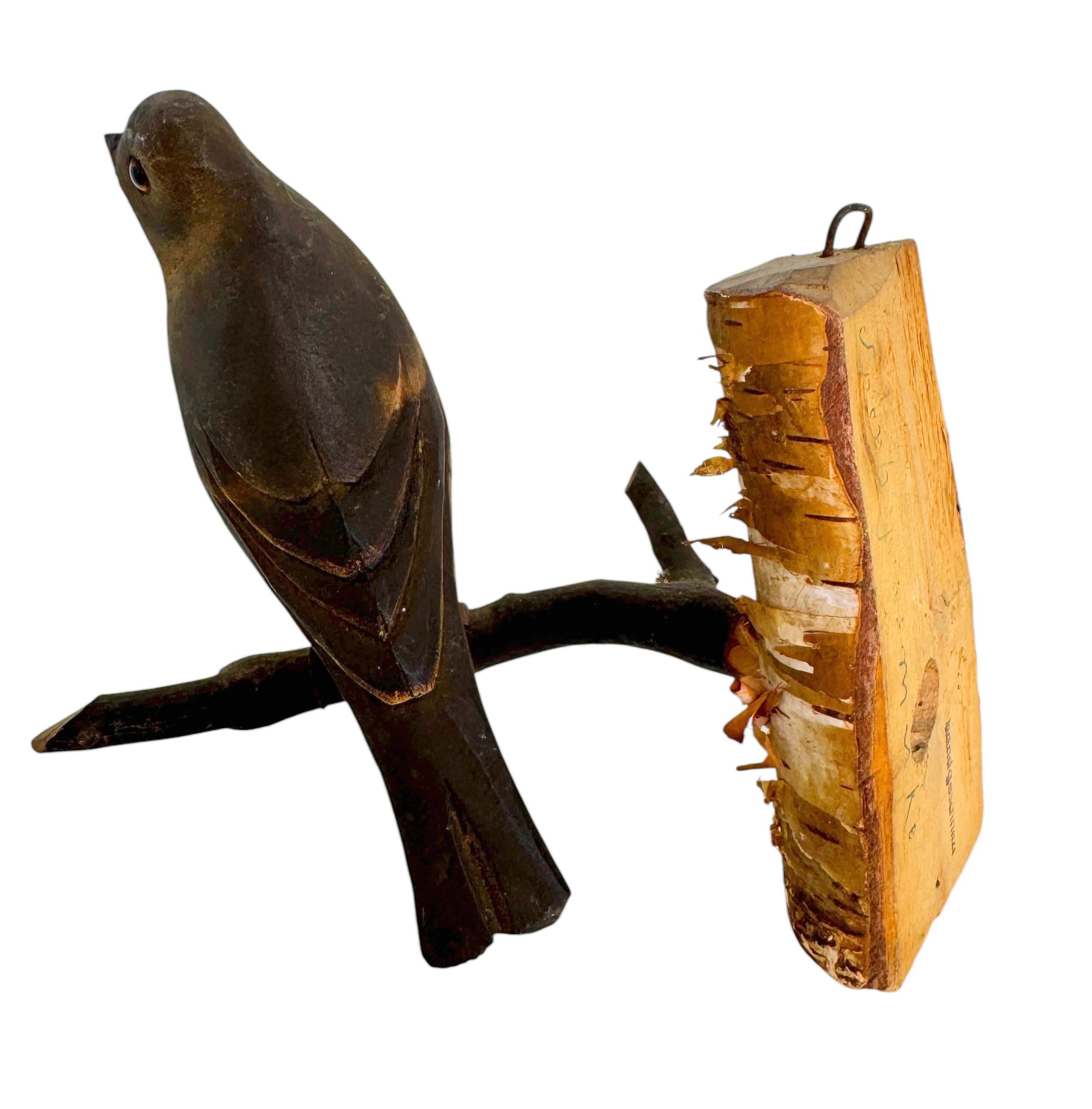 Magnifique oiseau en bois sculpté de Viechtauer Folk Art Black Forest Antique Autriche 1900 Bon état à Nuernberg, DE