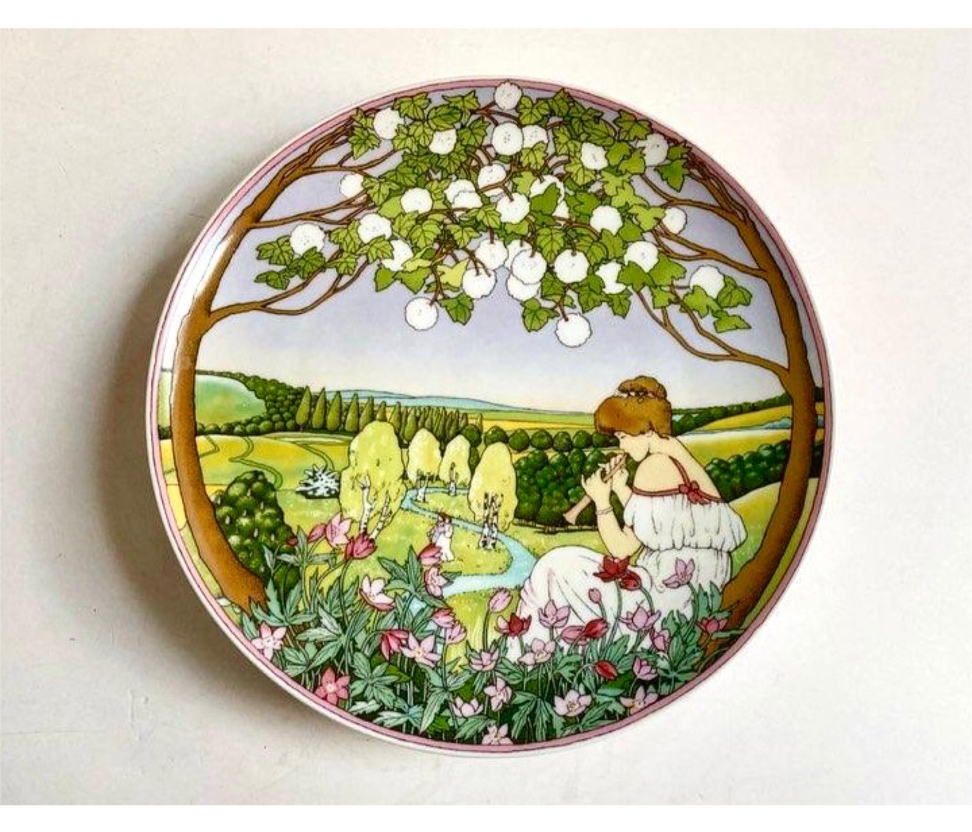 Late 20th Century Beautiful Villeroy and Boch Heinrich Decorative Wall Plates “Seasons” 1980s