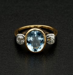 Beautiful Vintage 3.0 Ct Natural Aquamarine .80 CT Old Cut Diamond Trilogy Ring
