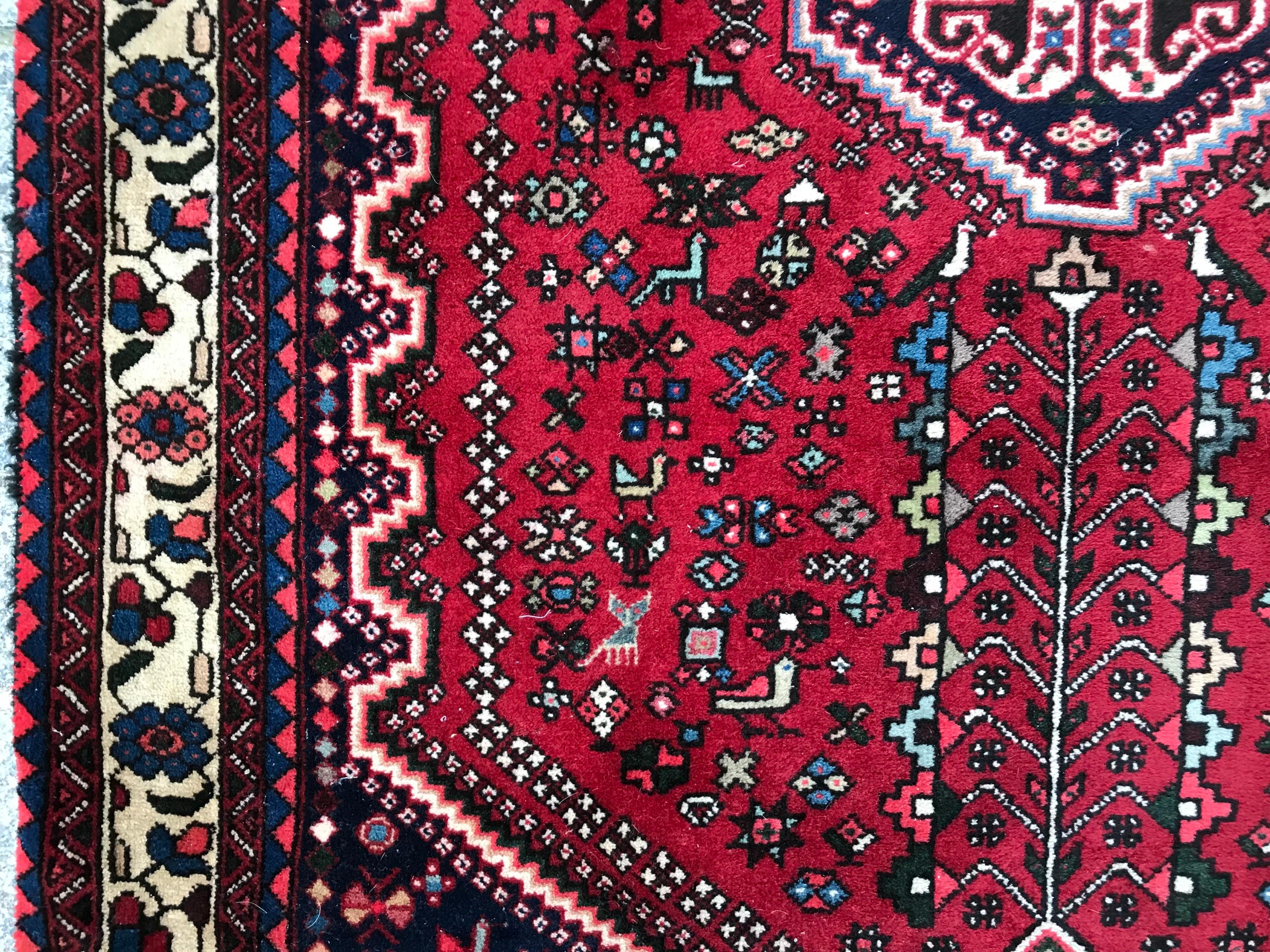 Bobyrug’s Beautiful Vintage Abadeh Runner In Good Condition For Sale In Saint Ouen, FR