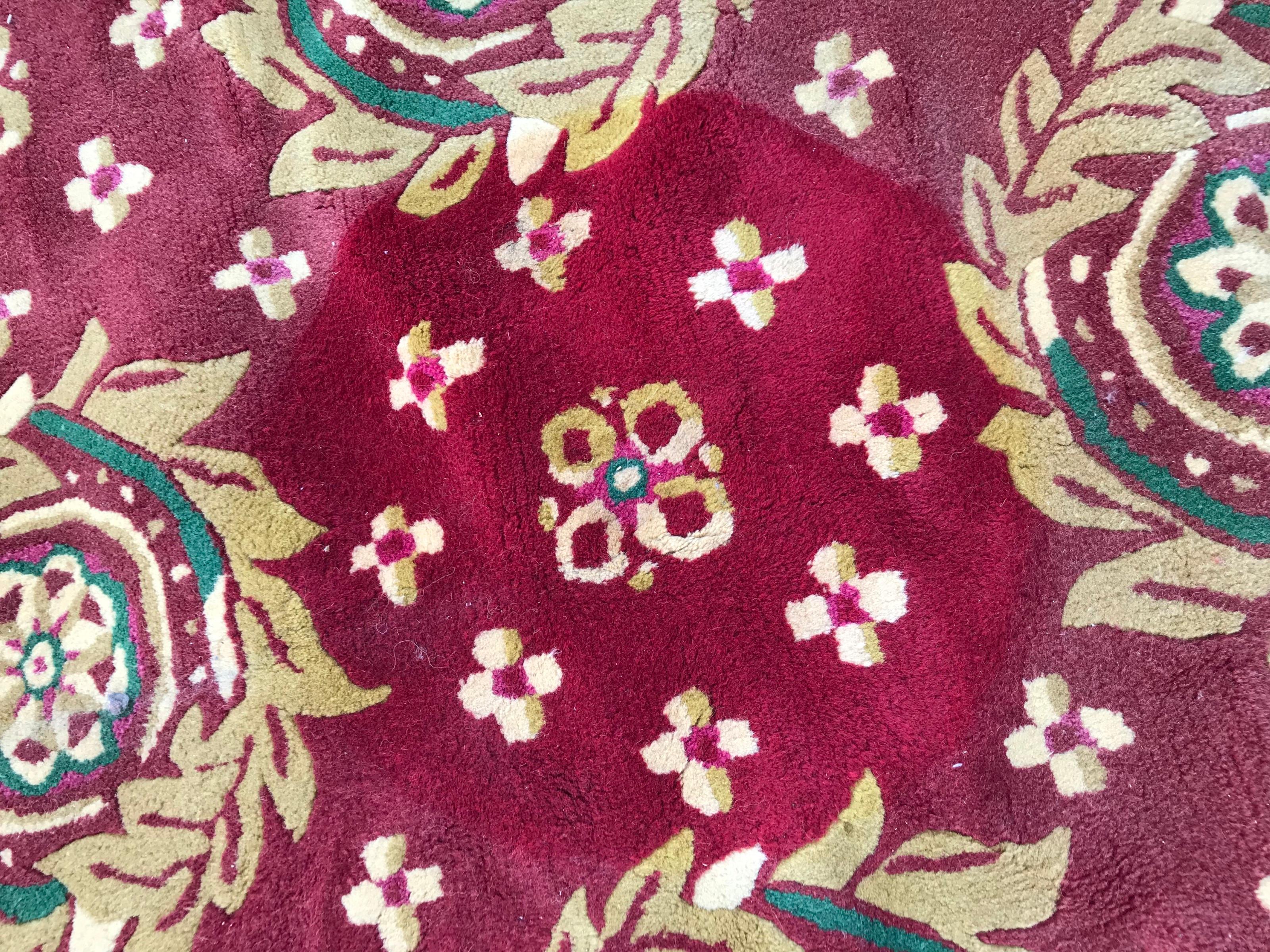 Bellissimo Tappeto Vintage Aubusson Design di Bobyrug, trapuntato a mano In condizioni buone in vendita a Saint Ouen, FR
