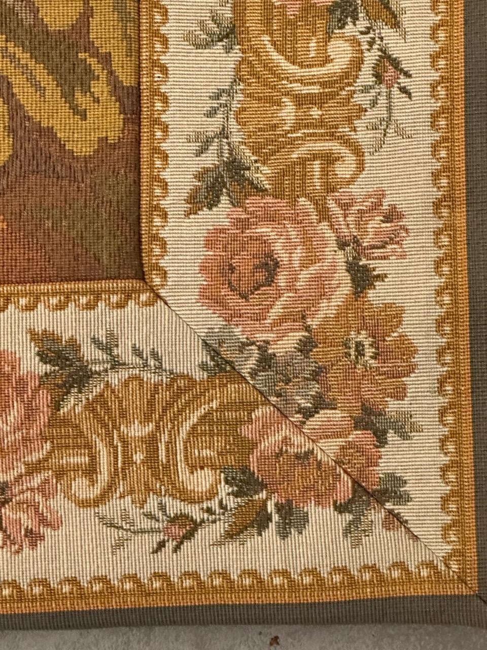 Bobyrug's Beautiful Vintage Aubusson Style French Jaquar Tapestry en vente 7