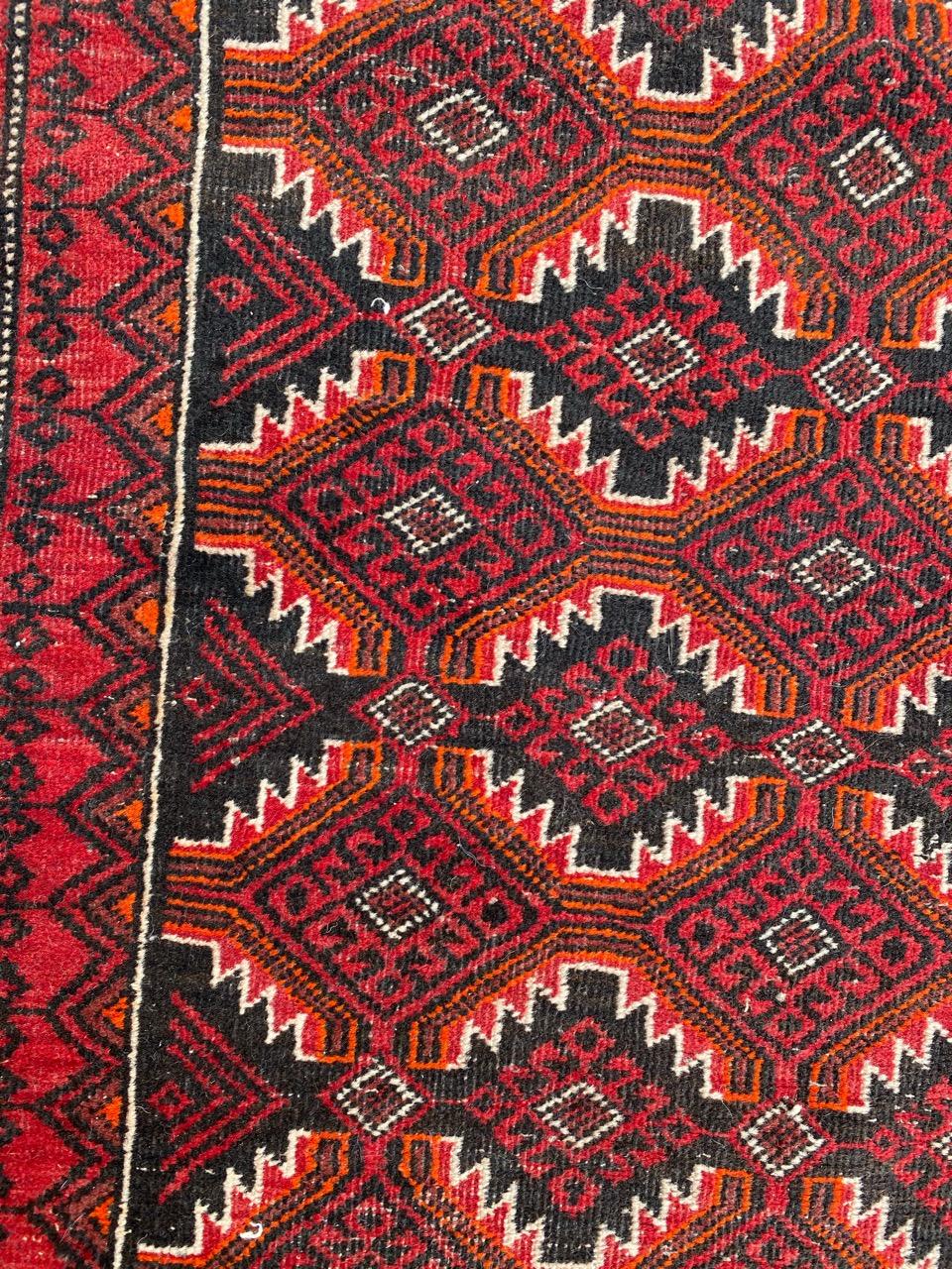 Bobyrug’s Beautiful Vintage Baluch Rug In Good Condition For Sale In Saint Ouen, FR