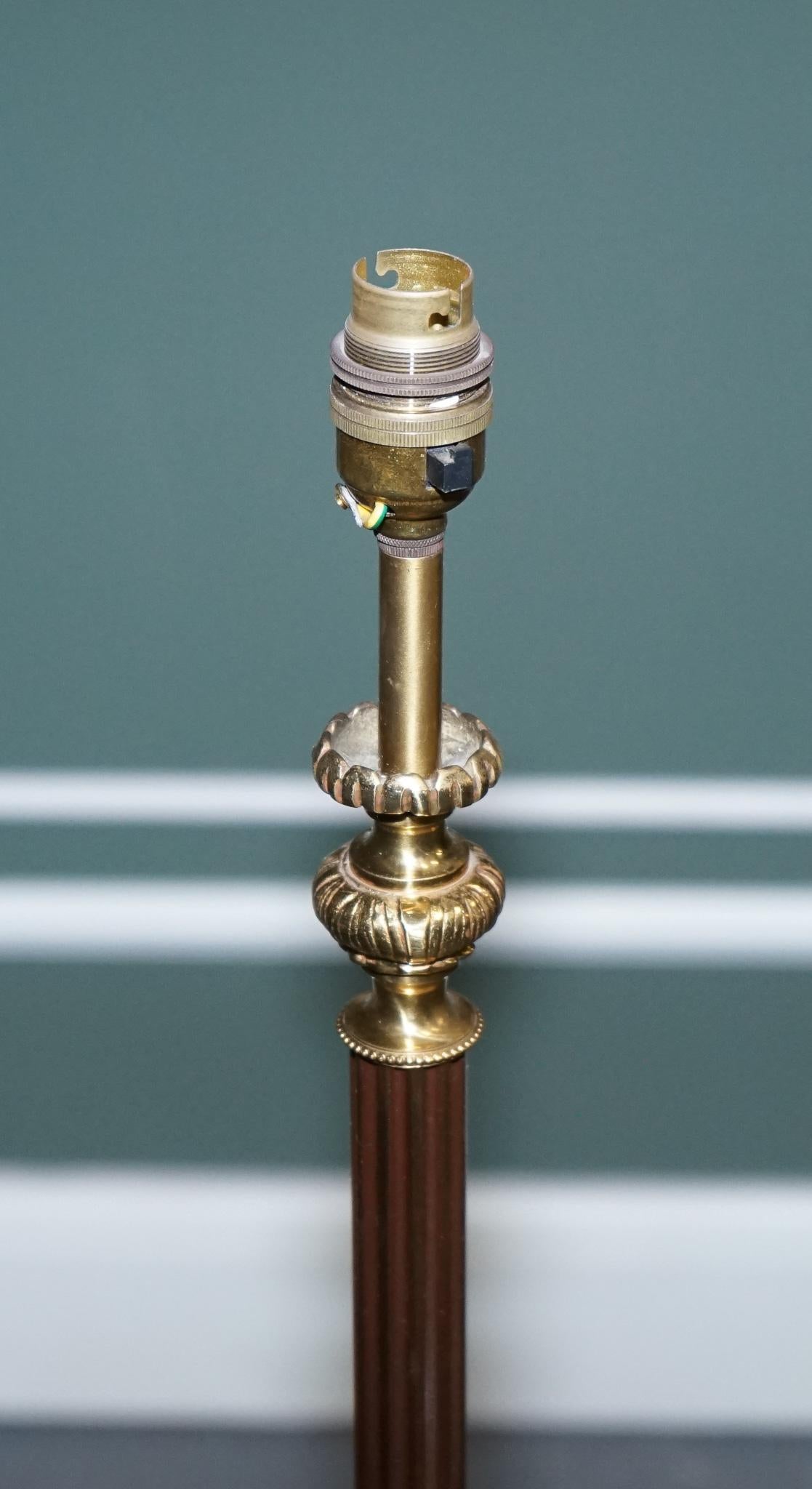 Mid-Century Modern BELLE LAMPE DE SOL en laiton ViNTAGE  en vente