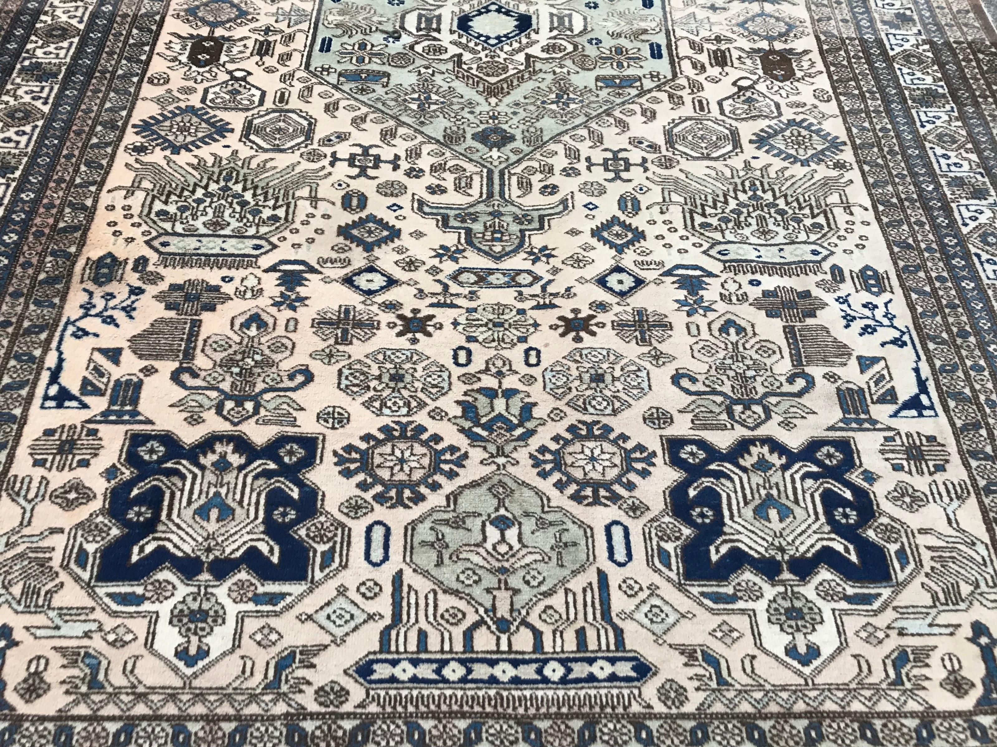 Beautiful Vintage Caucasian Azerbaijan Rug 9