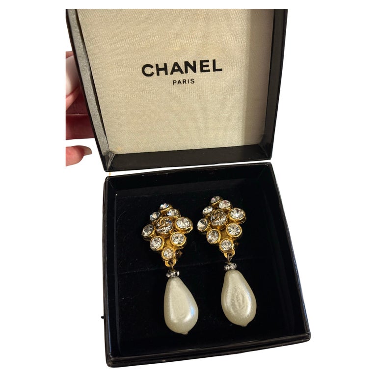 Boucles D'oreilles Anciennes Clips Perle - Fantaisie Dorée - Paris France - Vintage