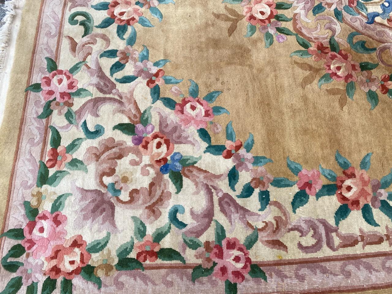 Preciosa alfombra vintage china de diseño Savonnerie en venta 7