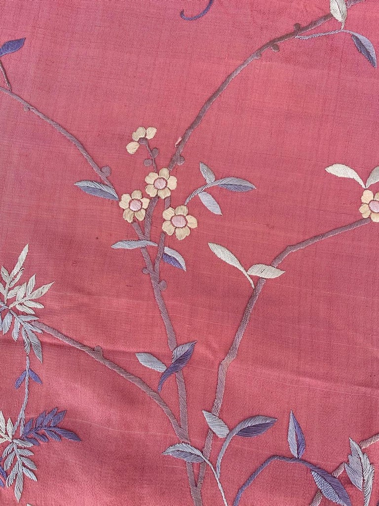 Beautiful Vintage Chinese Silk Embroidery For Sale at 1stDibs