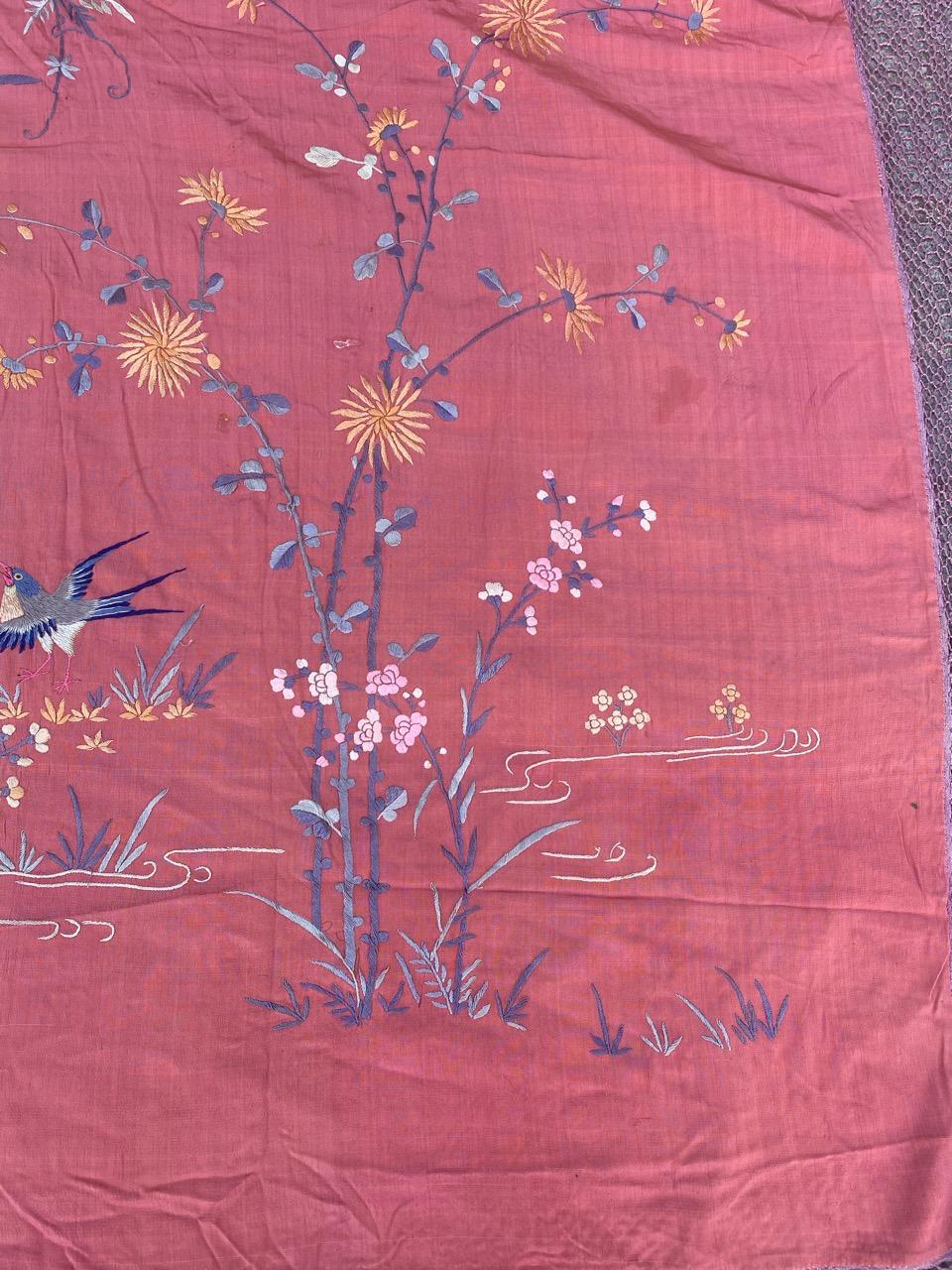 Embroidered Beautiful Vintage Chinese Silk Embroidery