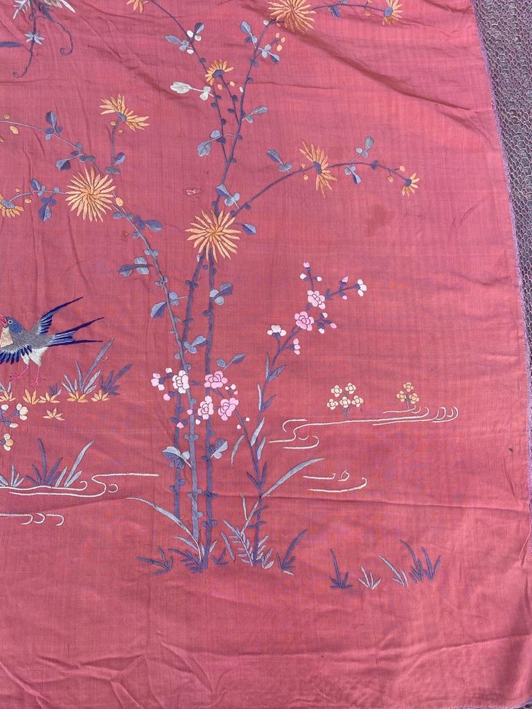 Beautiful Vintage Chinese Silk Embroidery For Sale at 1stDibs