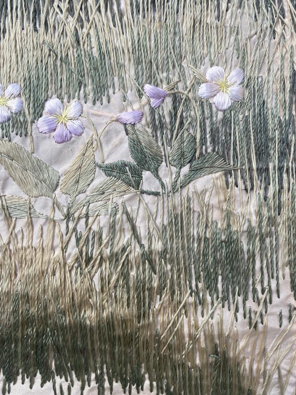Bobyrug's Beautiful Vintage Chinese Silk Embroidery (20. Jahrhundert) im Angebot