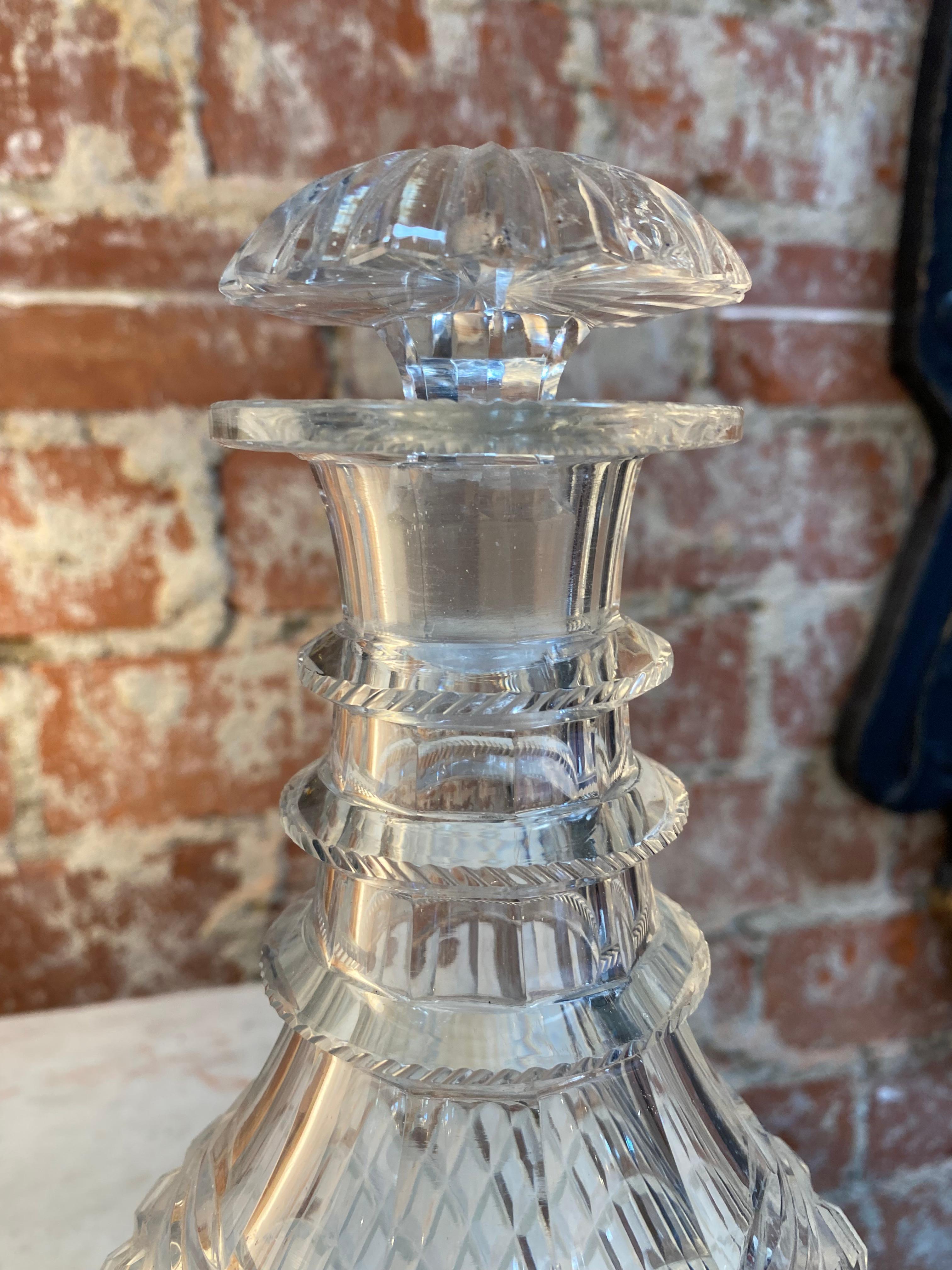Beautiful Vintage Crystal Bottle, 1950s In Good Condition For Sale In Los Angeles, CA