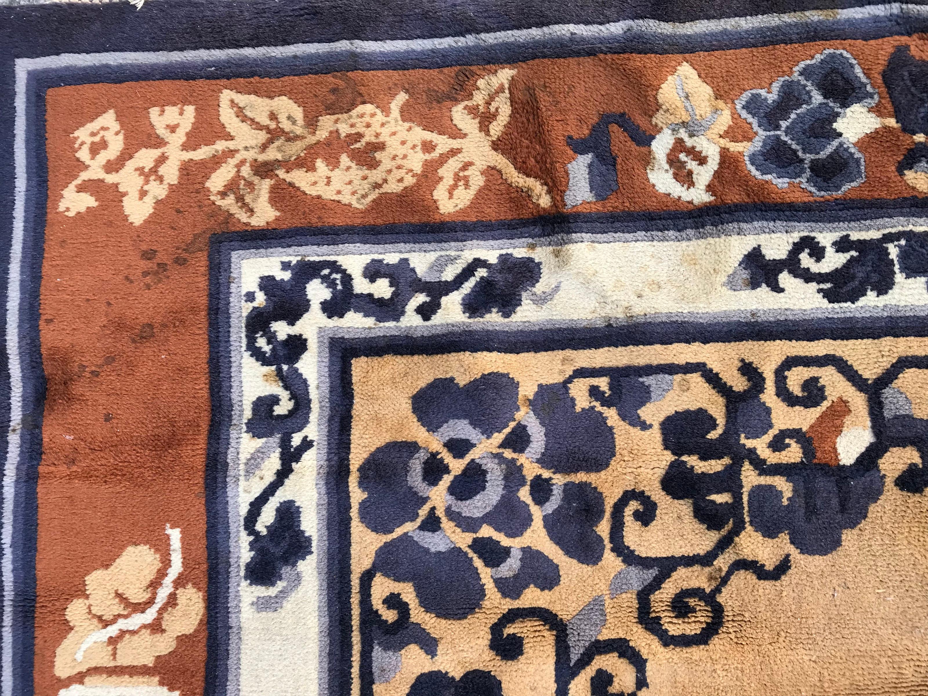 Schöne Vintage European Chinese Style Teppich im Angebot 4