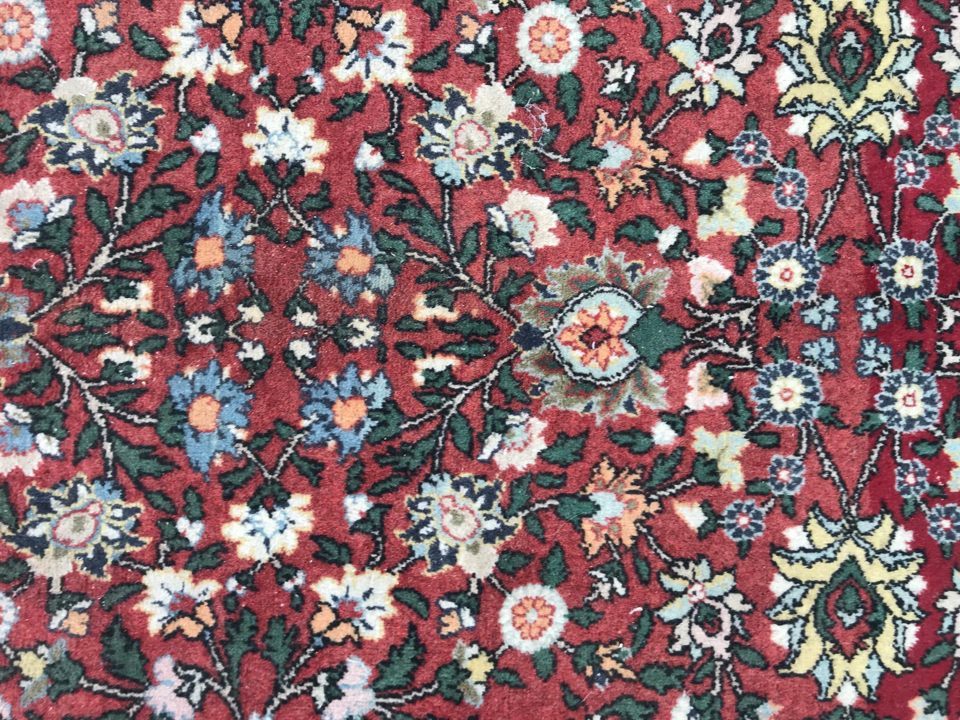 Bobyrug's Beautiful Vintage Fine Turkish Hereke Rug (Handgeknüpft) im Angebot