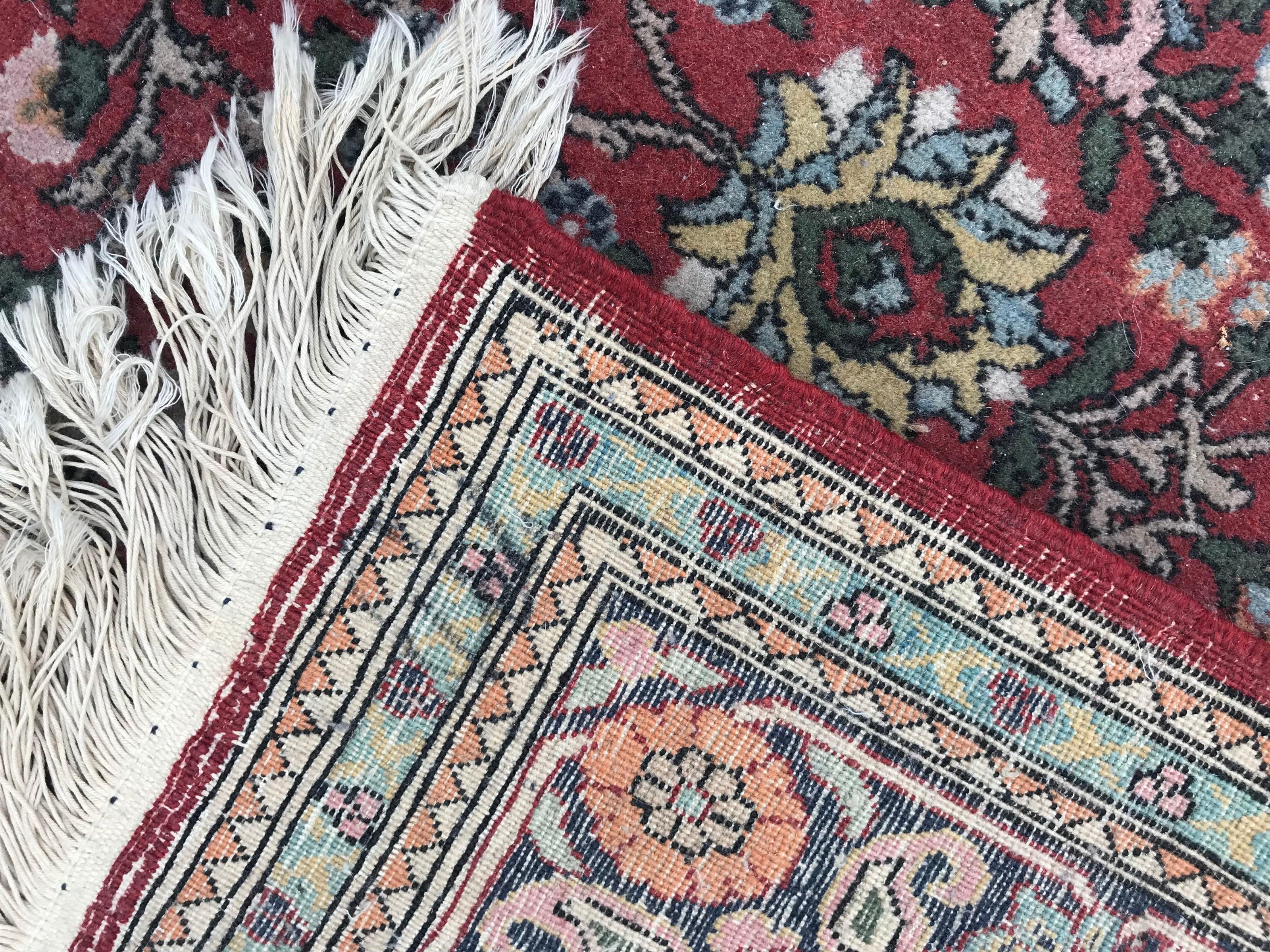 Bobyrug's Beautiful Vintage Fine Turkish Hereke Rug im Angebot 1