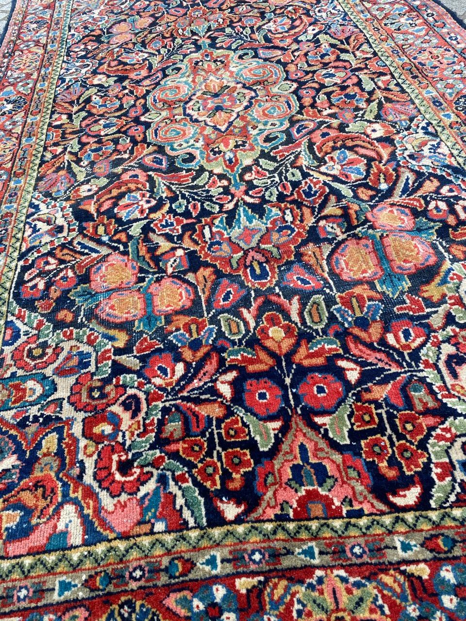 Schöner Mahal-Teppich im Vintage-Blumenmuster im Angebot 3