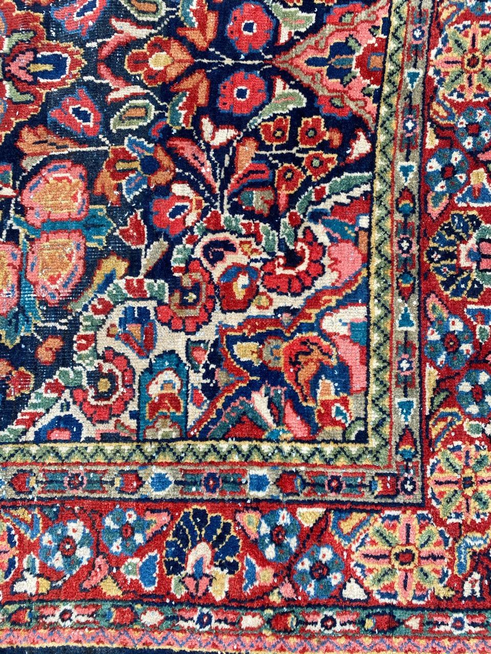 Schöner Mahal-Teppich im Vintage-Blumenmuster im Angebot 1
