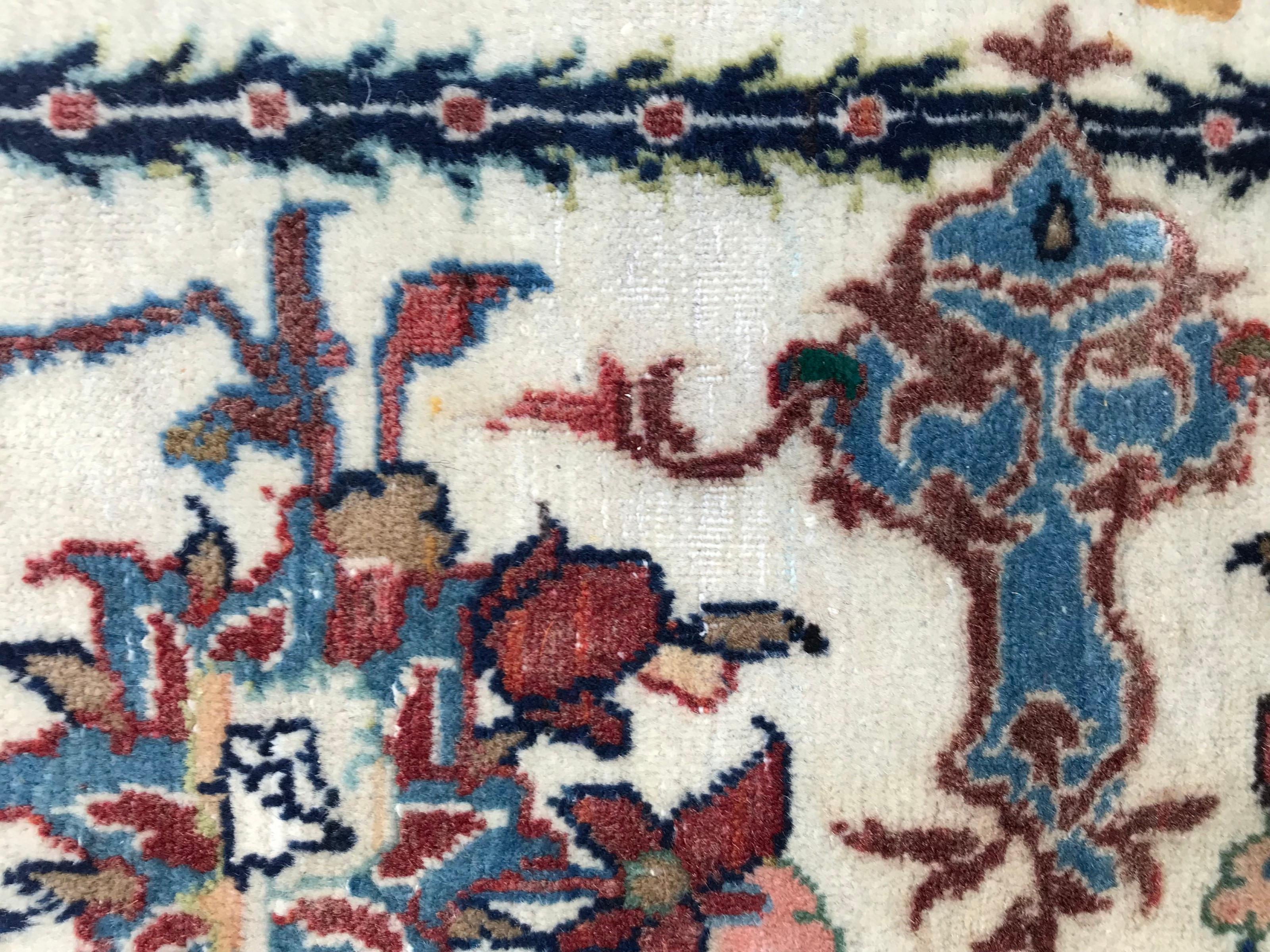 Bobyrugs wunderschöner geblümter Ispahan-Teppich im Vintage-Stil im Angebot 4