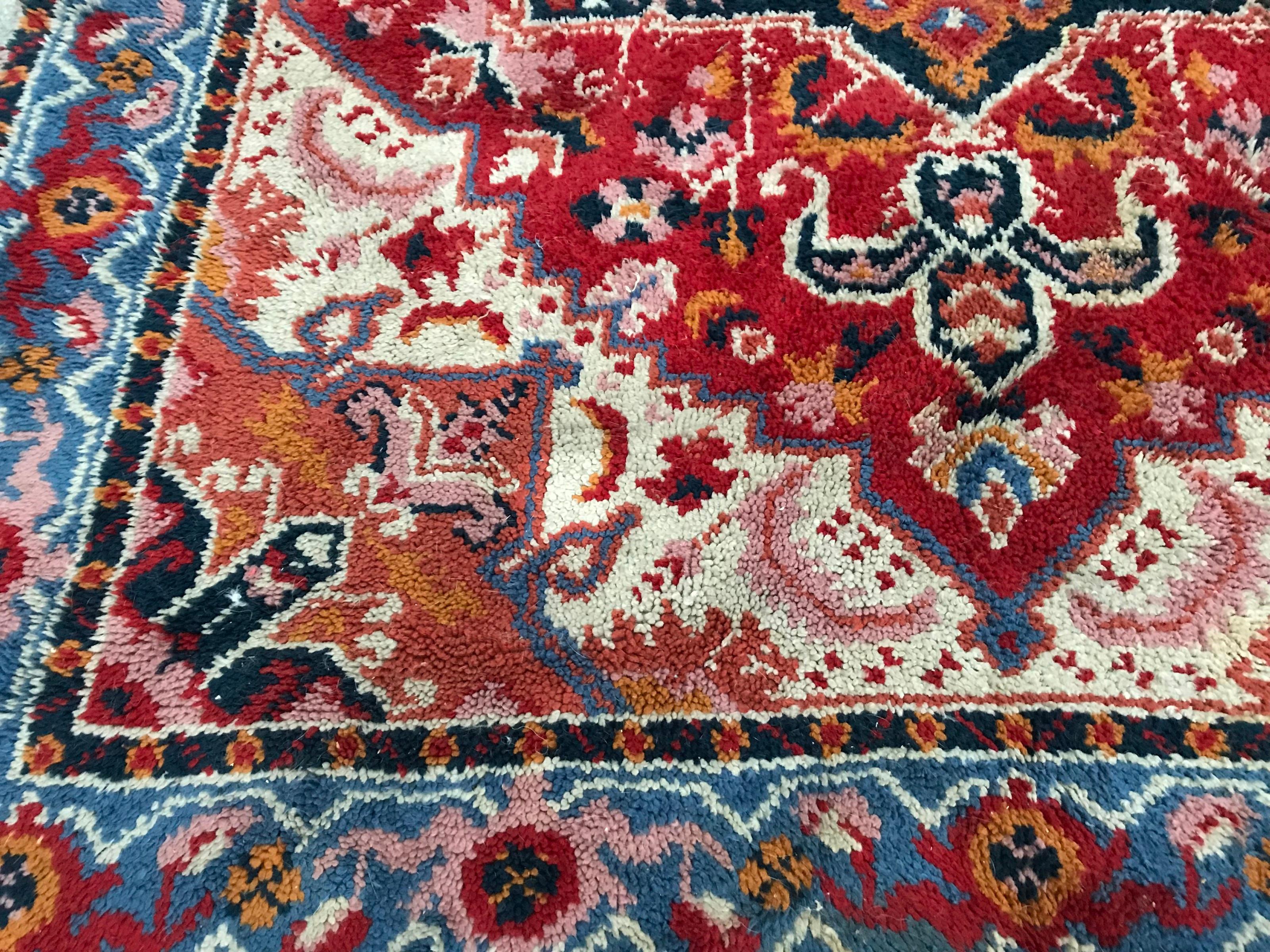 heriz design rug