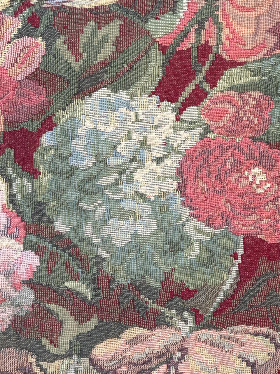 Precioso tapiz Jaquar francés vintage con diseño de cesta de flores en venta 7