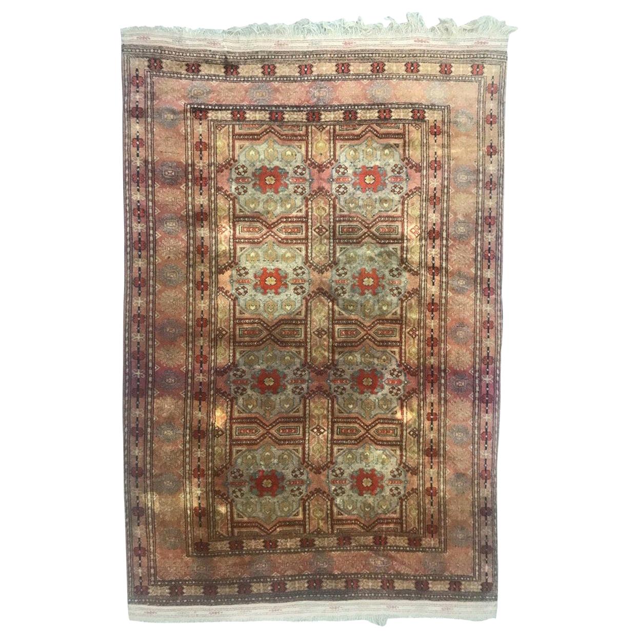 Bobyrug's Beautiful Vintage Geometrical Design Turkmen Rug im Angebot