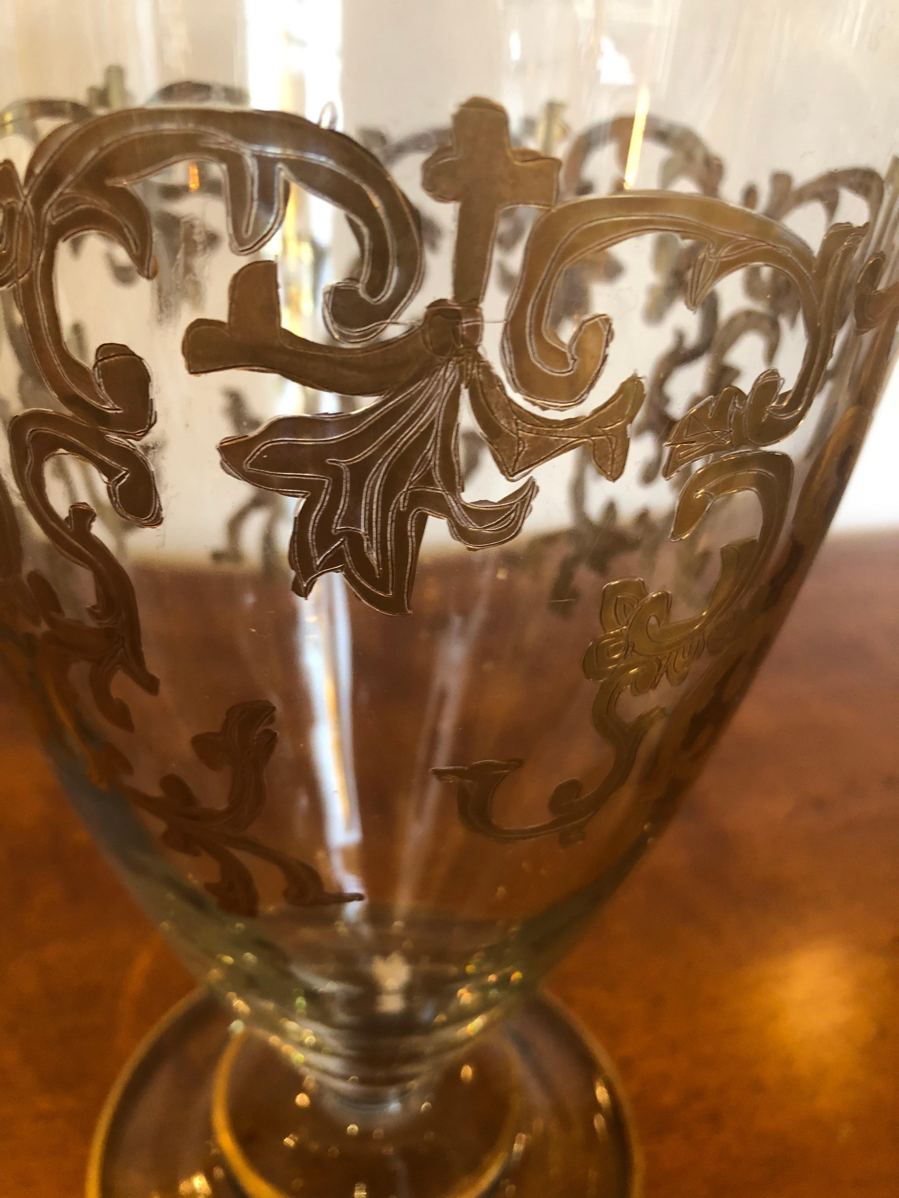 Verre Magnifique vase en verre vintage décoré de feuilles d'or en vente