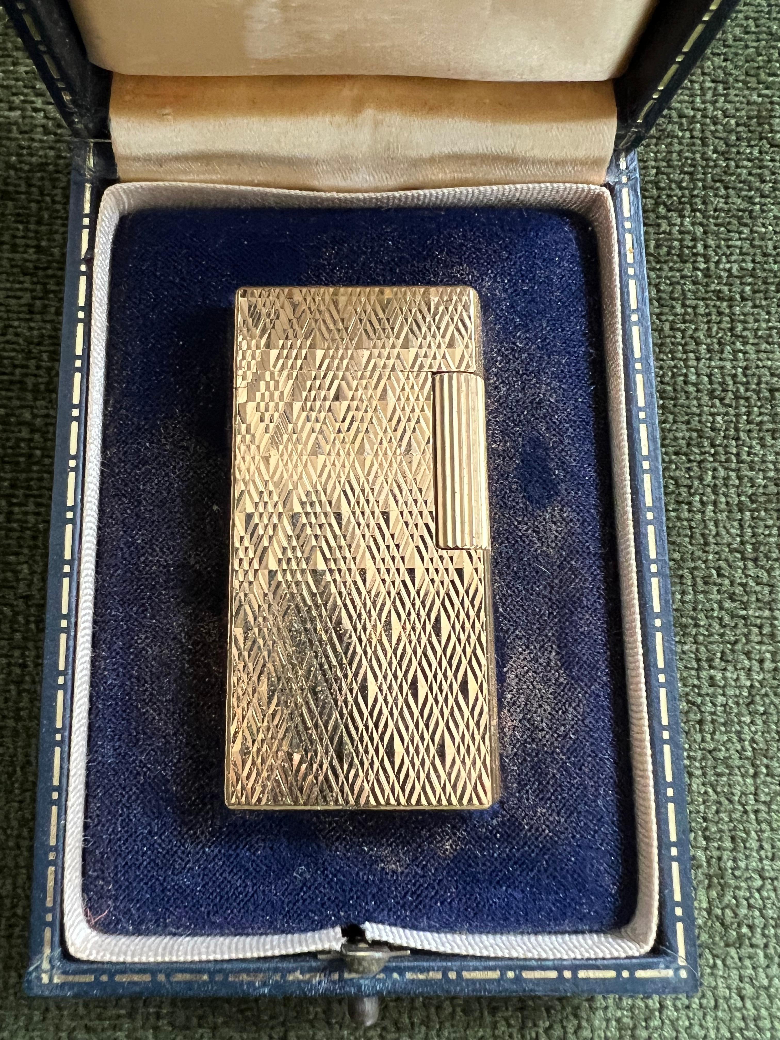 Beautiful Vintage Gold Platted 1960s Circa Dunhill Lighter  10